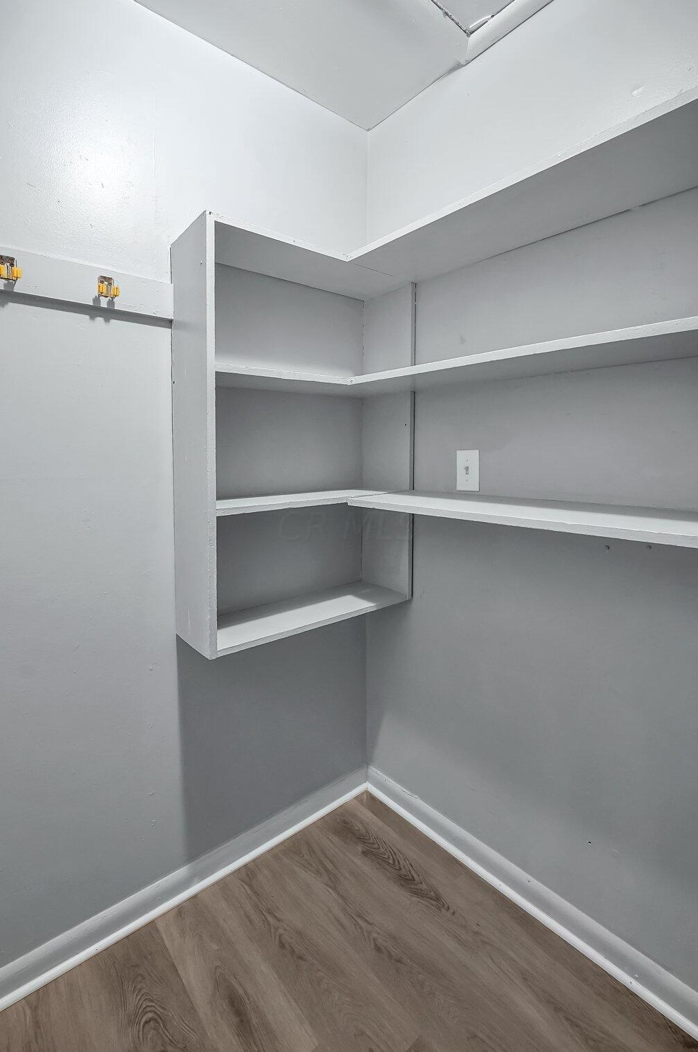 2026 Jermain Dr, Columbus OH 43219-1227 exterior