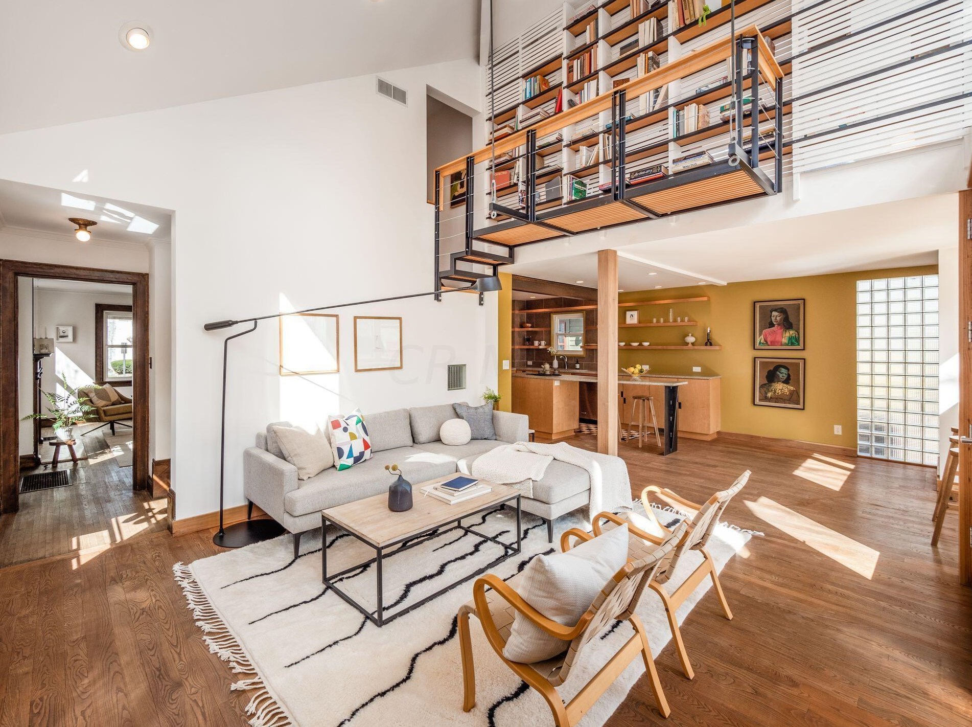 808 Euclaire Ave, Columbus OH 43209-2413 exterior