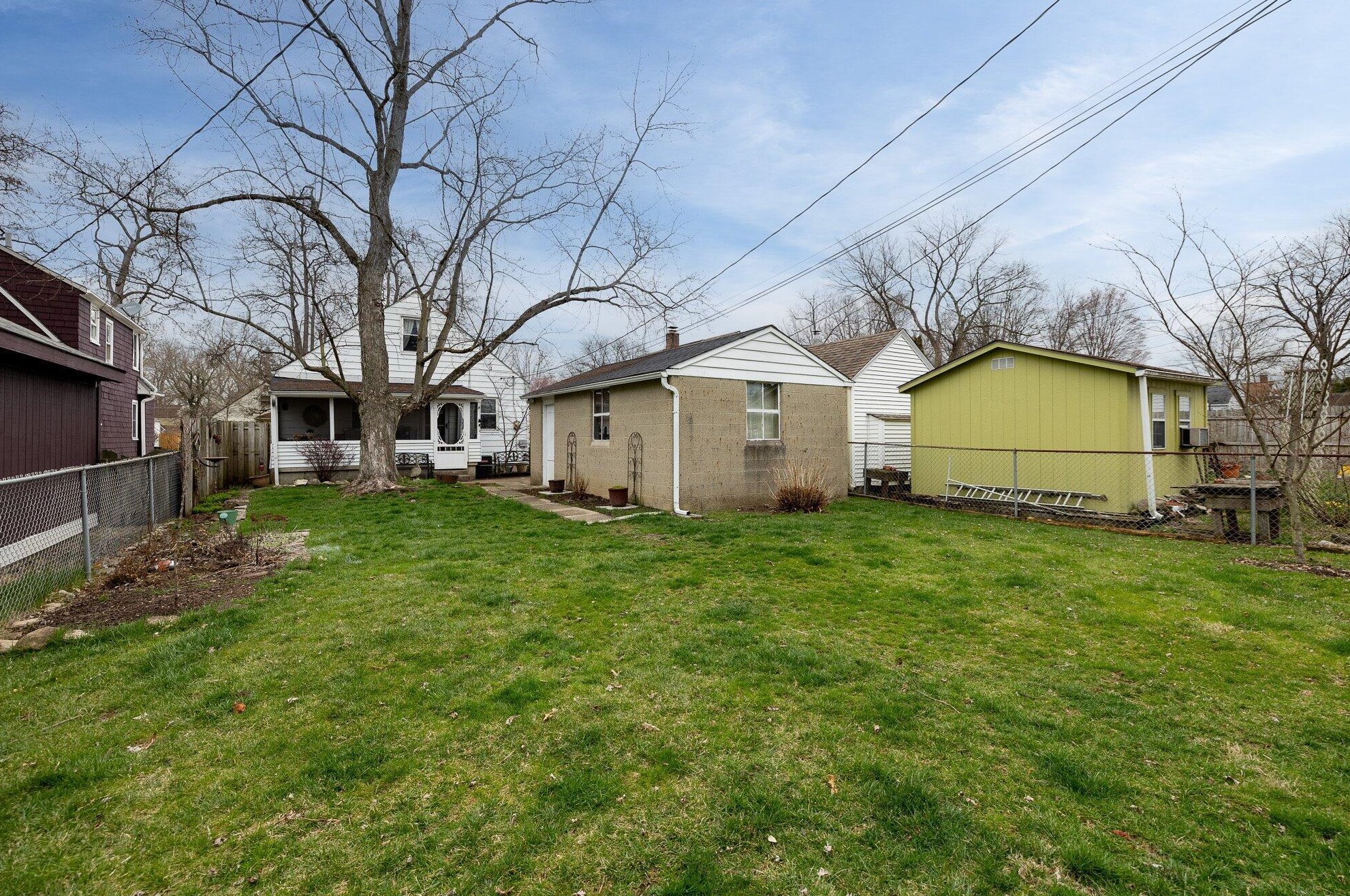 129 Kanawha Ave, Columbus OH 43214-1208 exterior