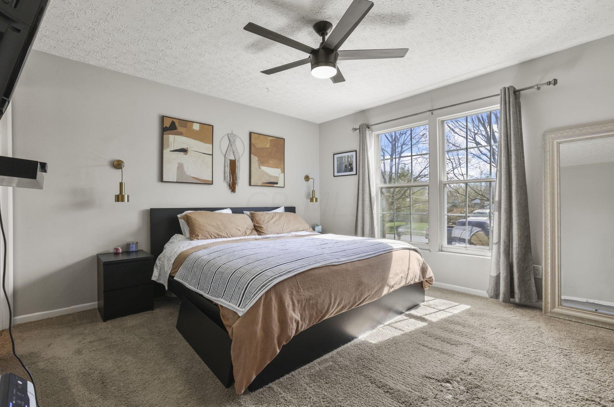 926 Cherry Bud Dr, Columbus OH 43228-5728 exterior