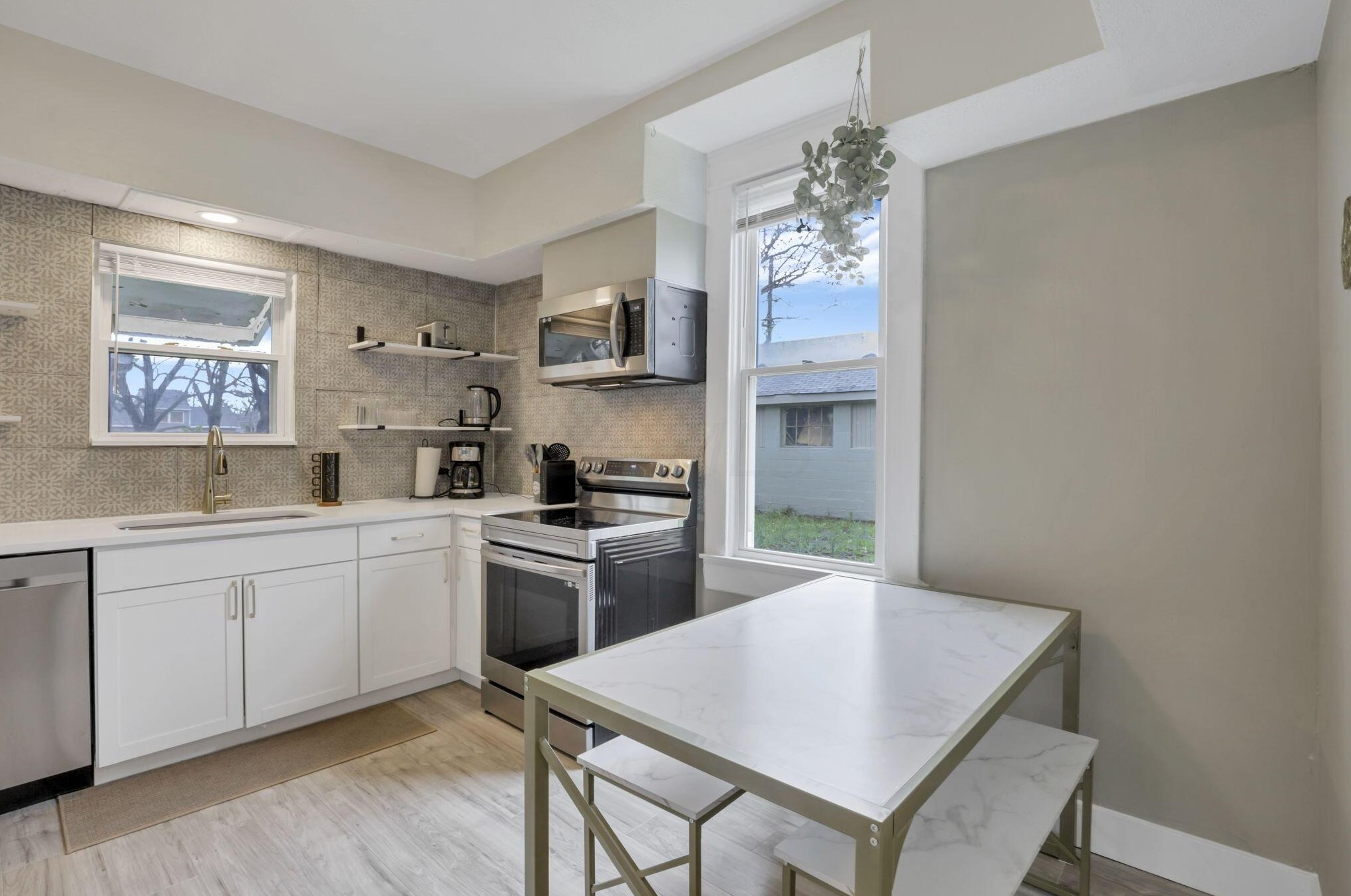 570 Southwood Ave, Columbus OH 43207-1267 exterior