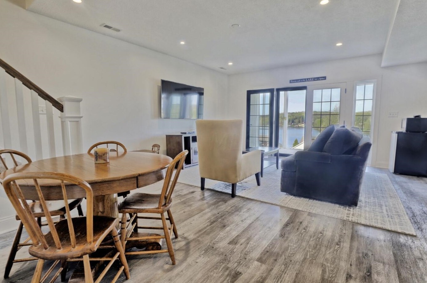 416 Lakeview Heights Dr, Howard OH  43028-9565 exterior