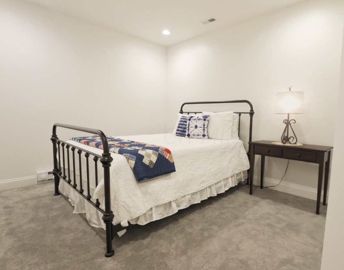 416 Lakeview Heights Dr, Howard OH  43028-9565 exterior