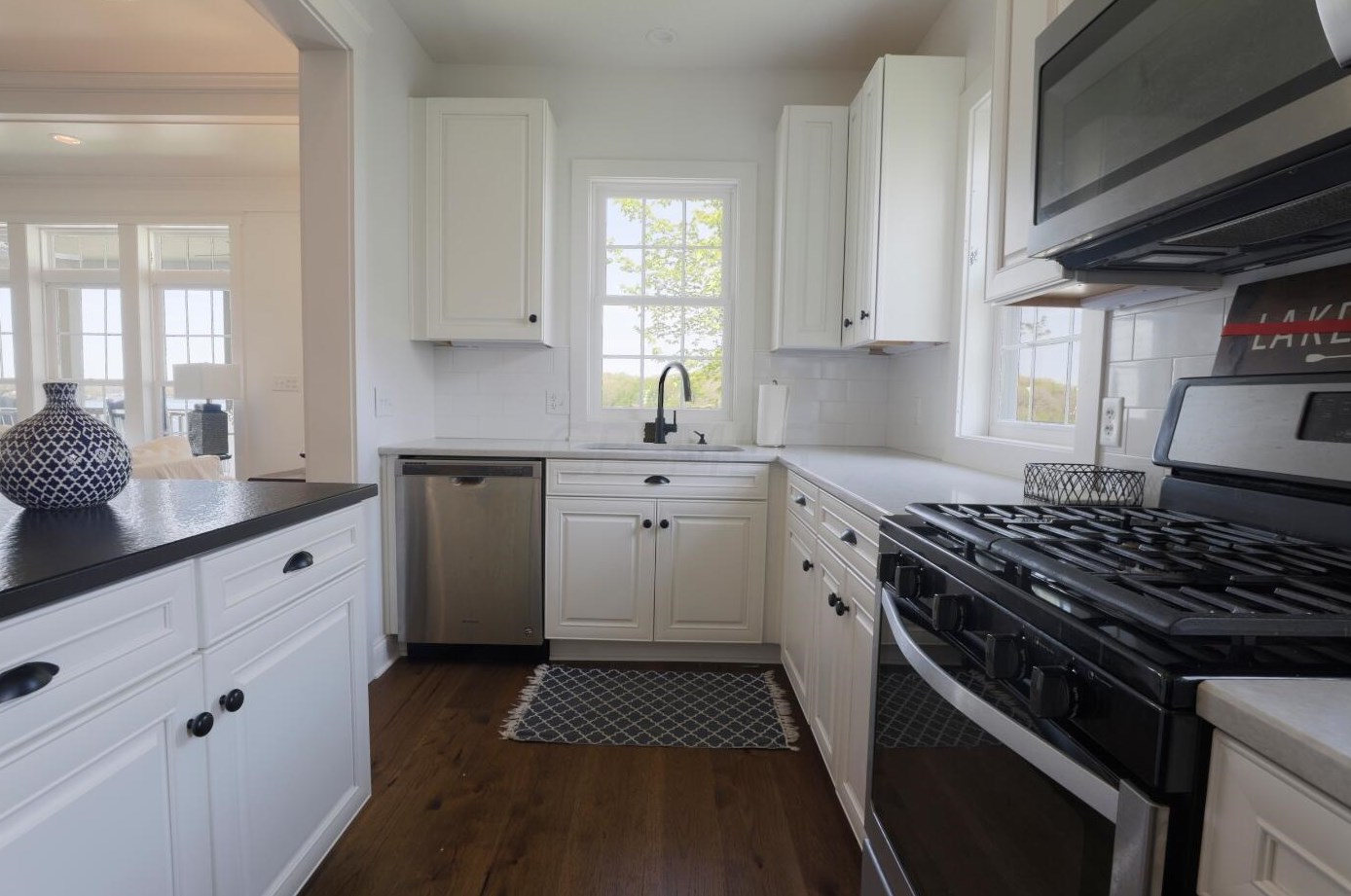 416 Lakeview Heights Dr, Howard OH  43028-9565 exterior