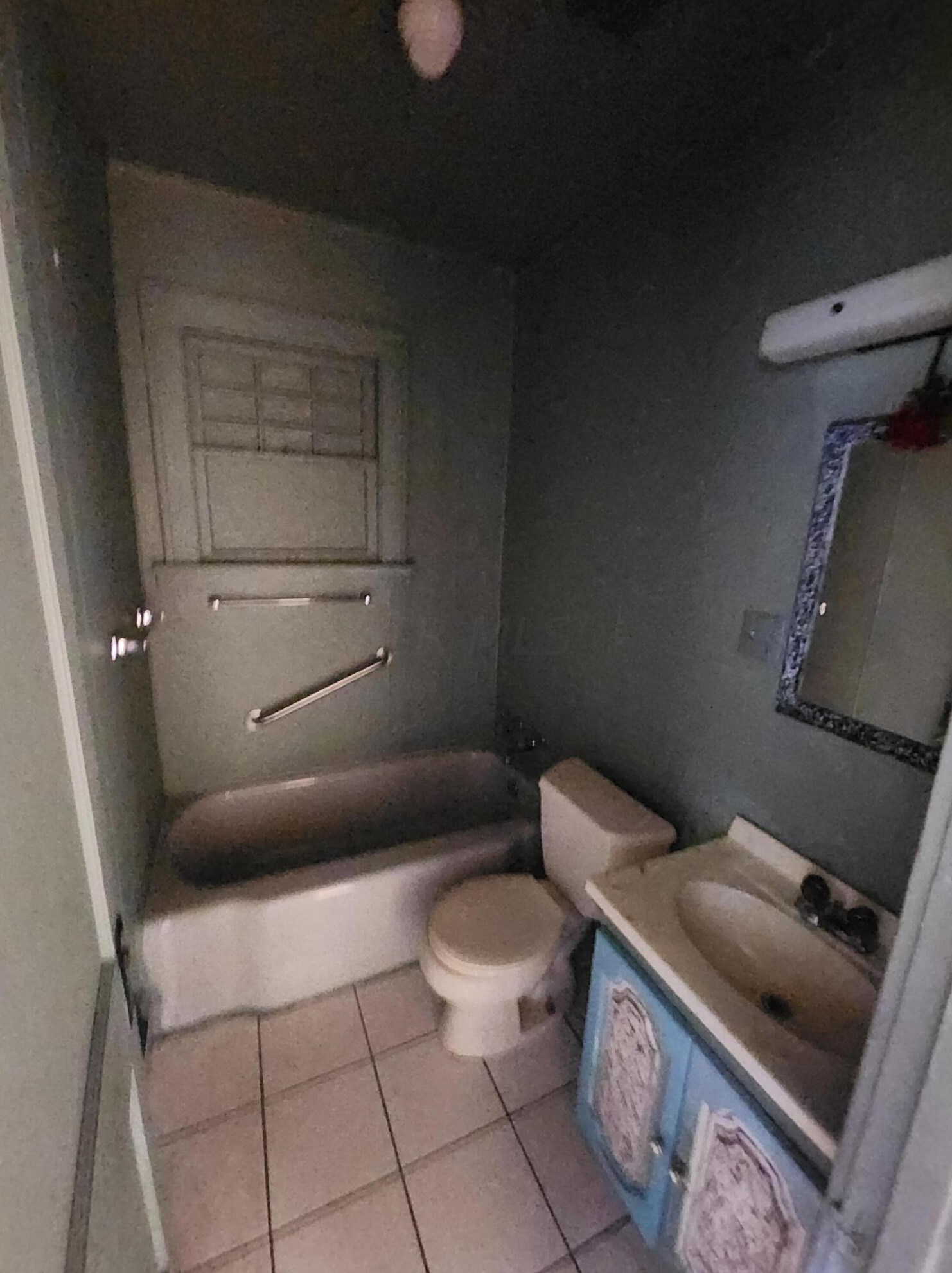 2398 5th St, Columbus OH 43207-2903 exterior