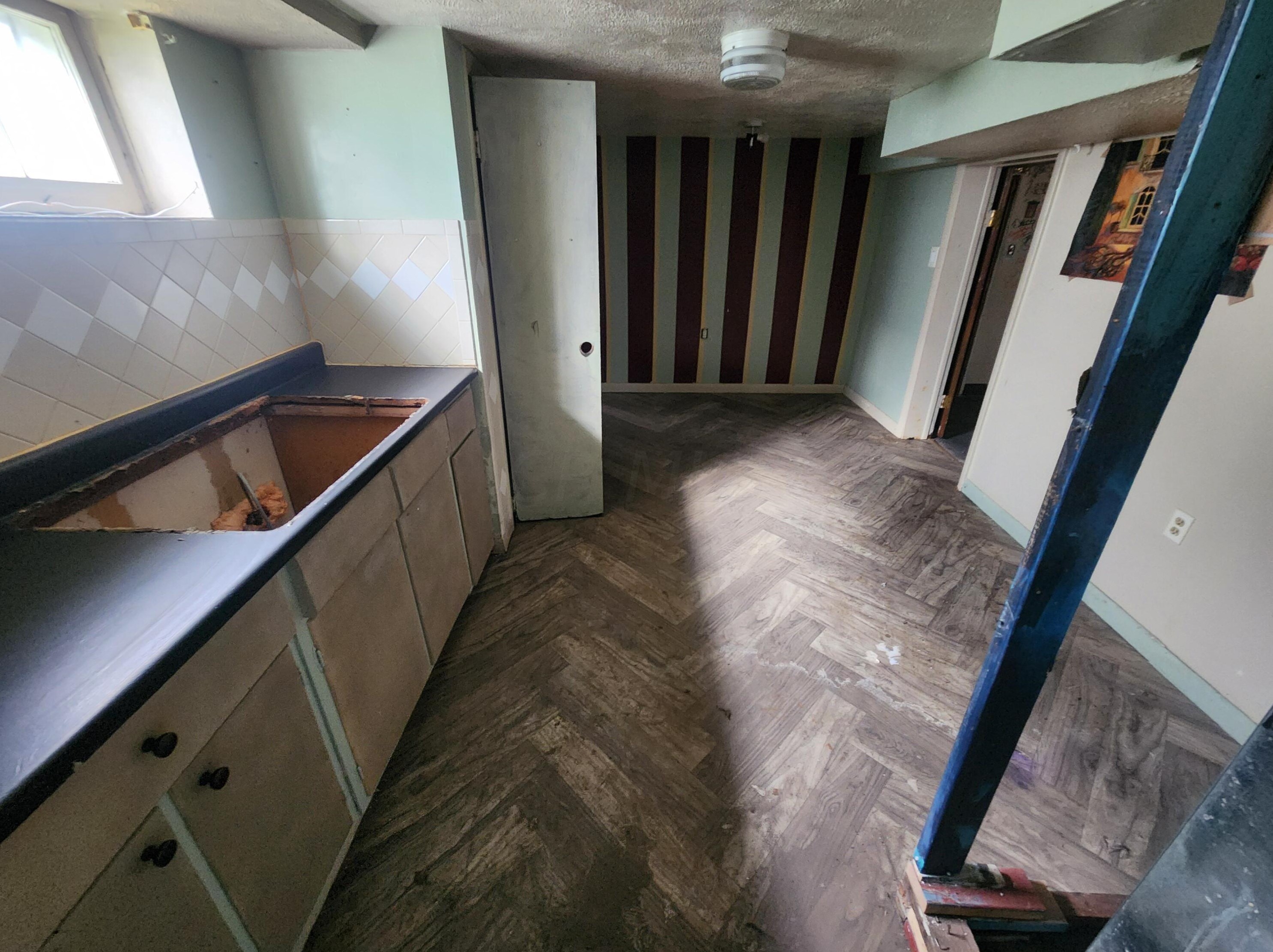 2398 5th St, Columbus OH 43207-2903 exterior