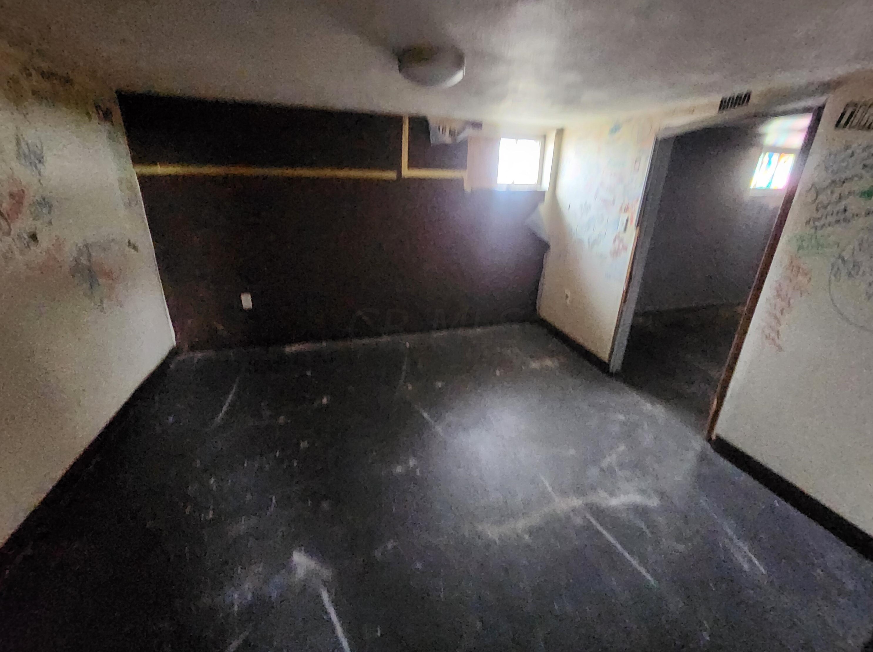 2398 5th St, Columbus OH 43207-2903 exterior