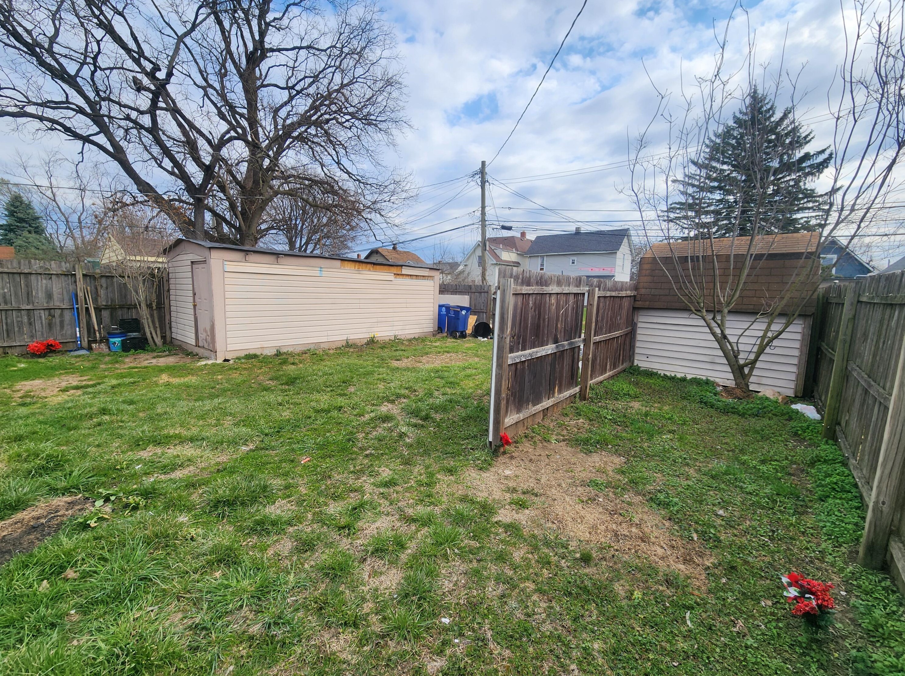 2398 5th St, Columbus OH 43207-2903 exterior