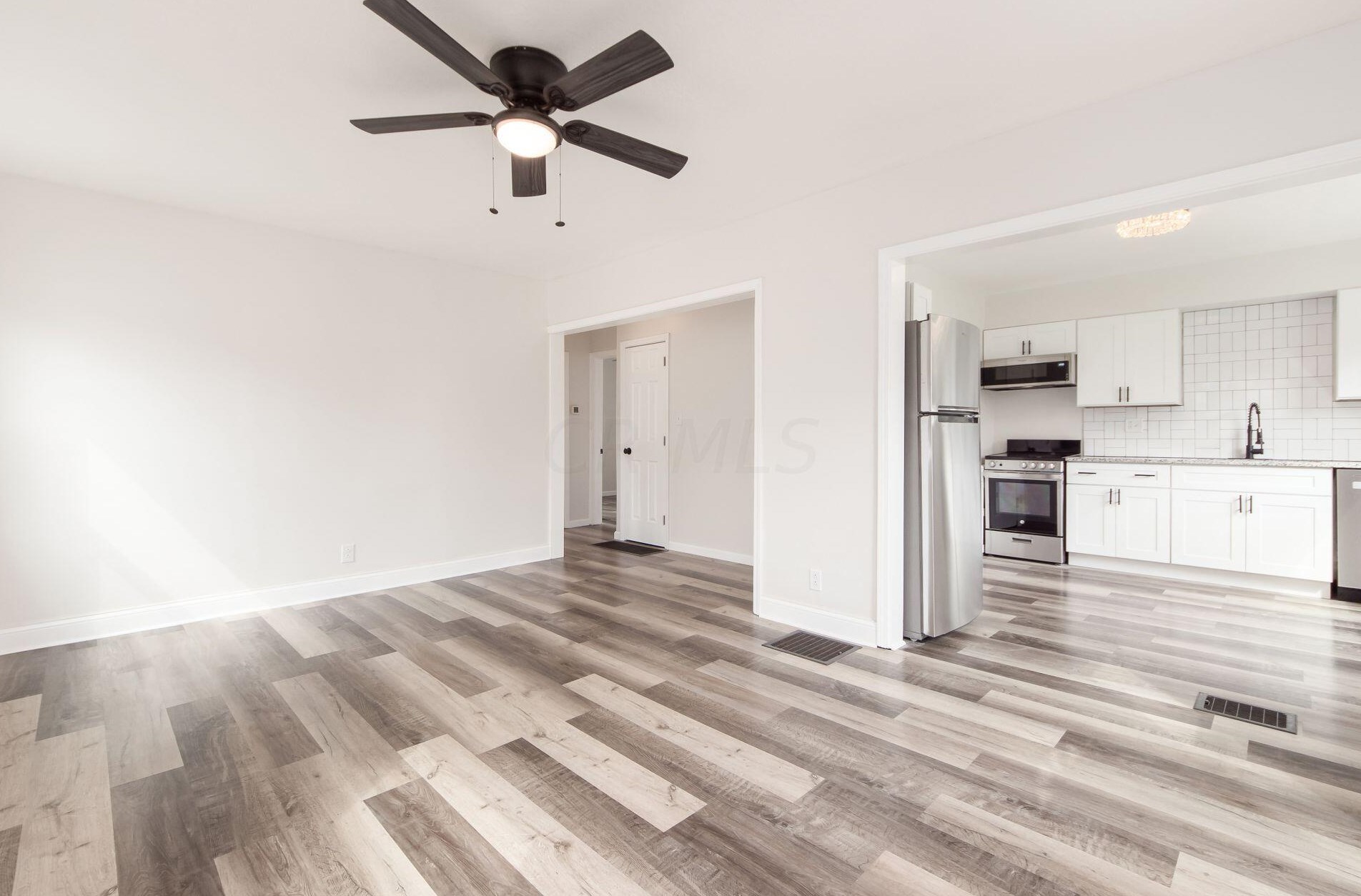 219 Edgevale Rd, Columbus OH 43221-1216 exterior