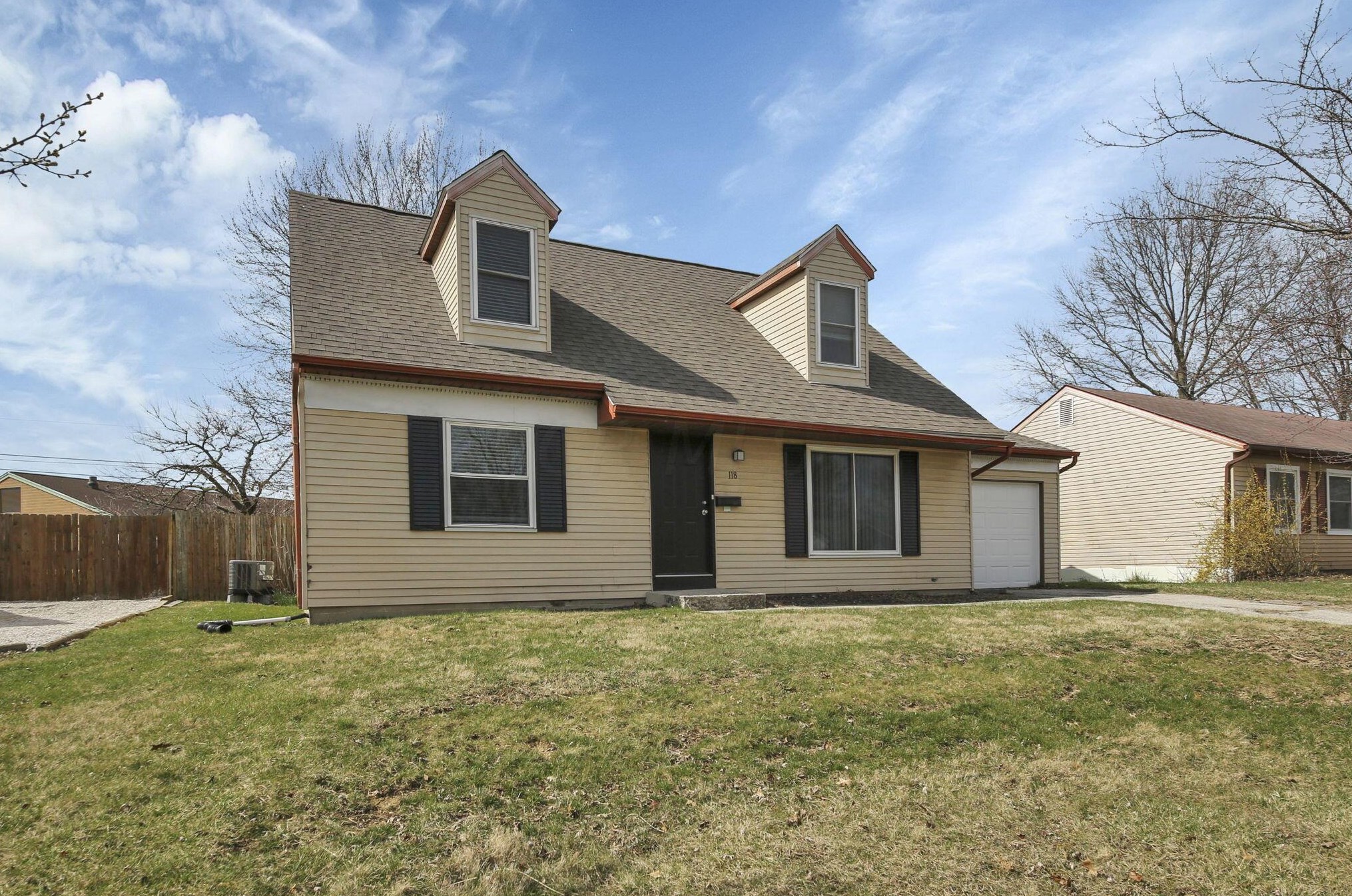 118 Marvin Ln, Delaware OH  43015-2207 exterior