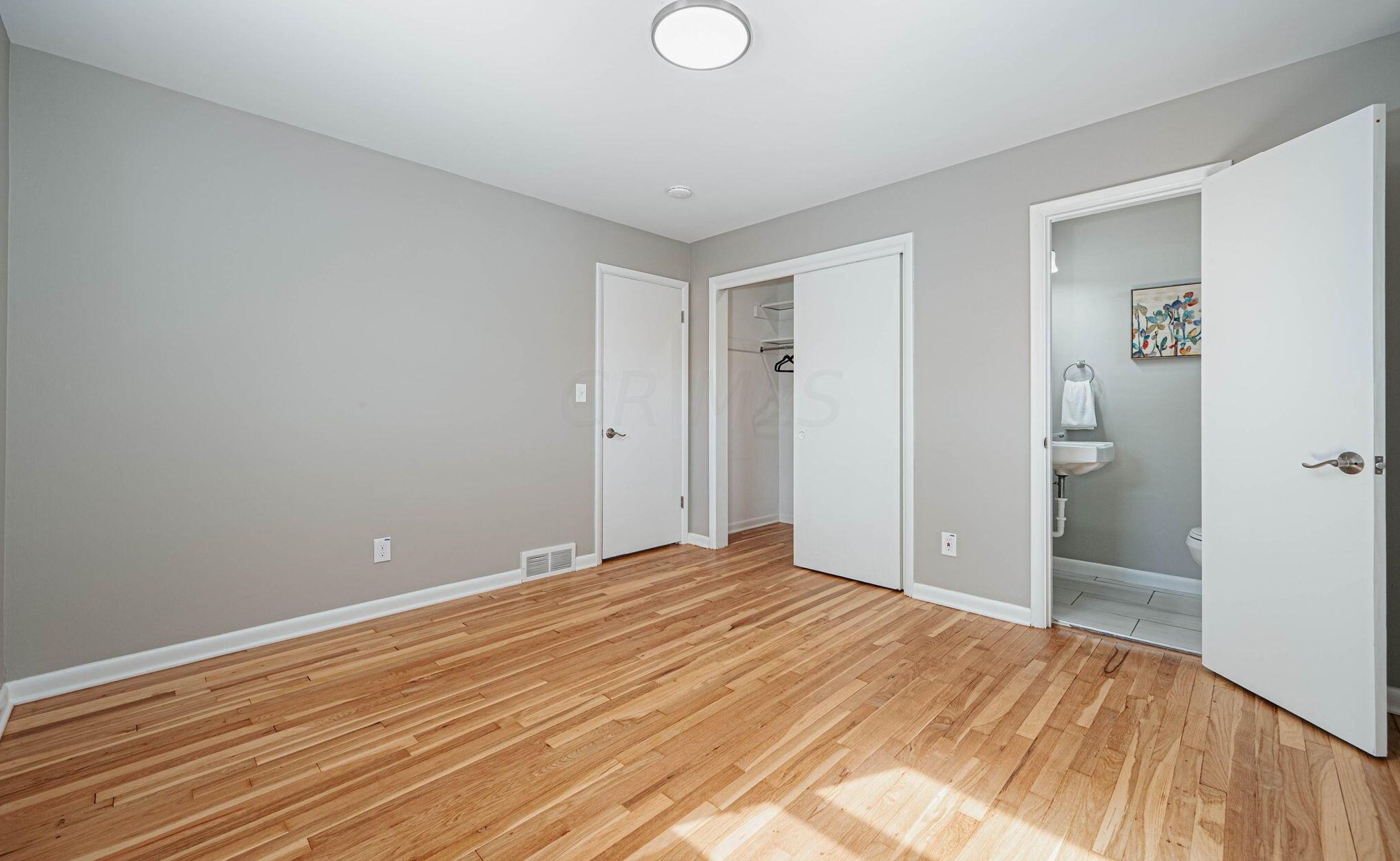 3222 Briggs Rd, Columbus OH 43204-1702 exterior