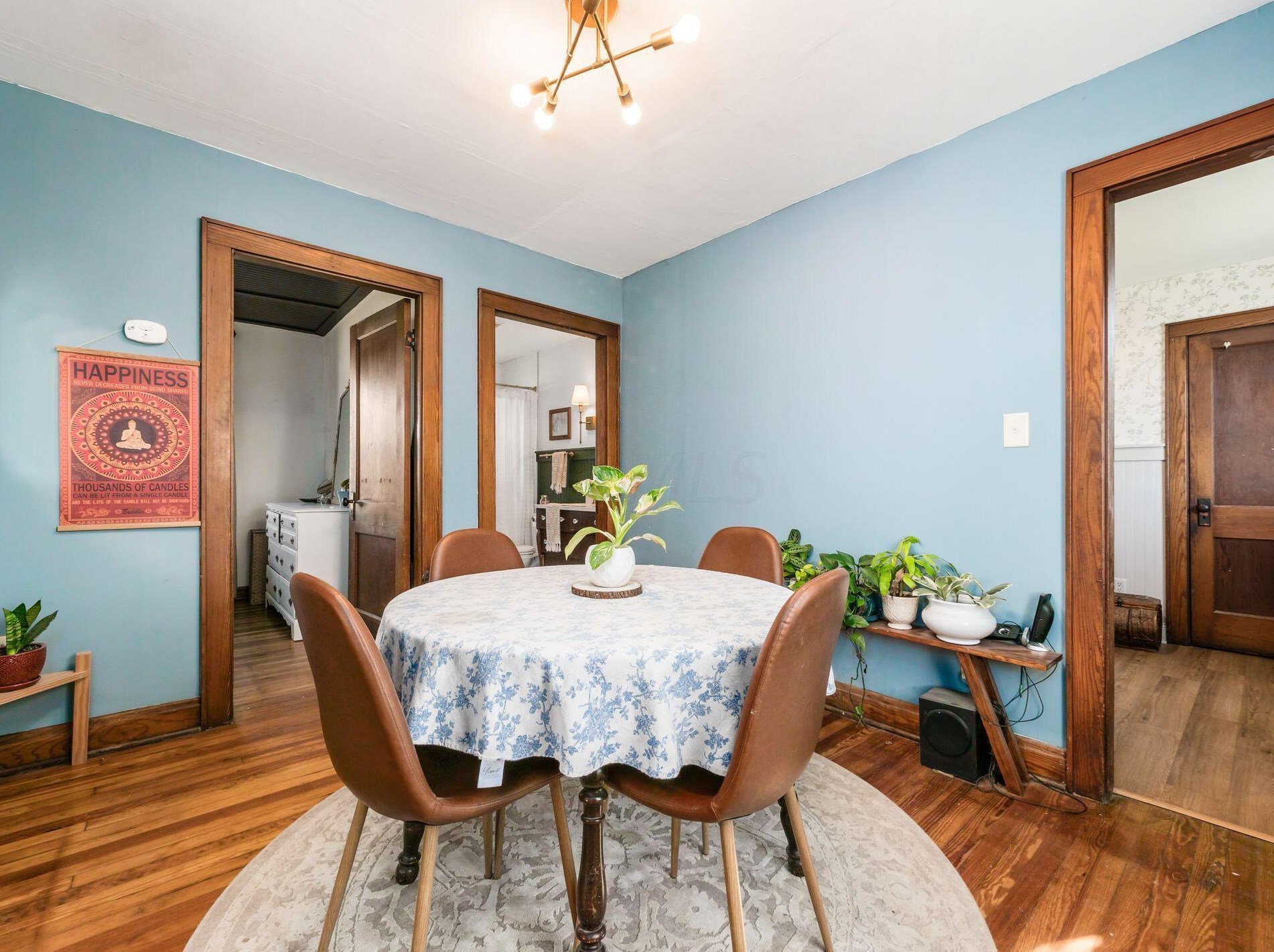 2908 Fairwood Ave, Columbus OH  43207-2651 exterior