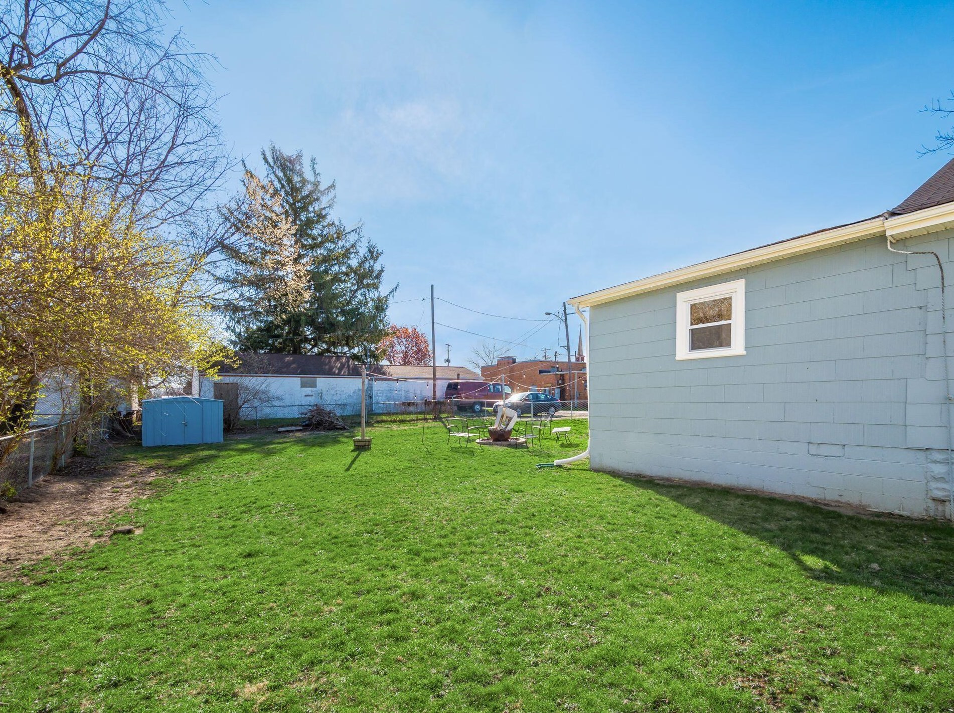 2908 Fairwood Ave, Columbus OH  43207-2651 exterior