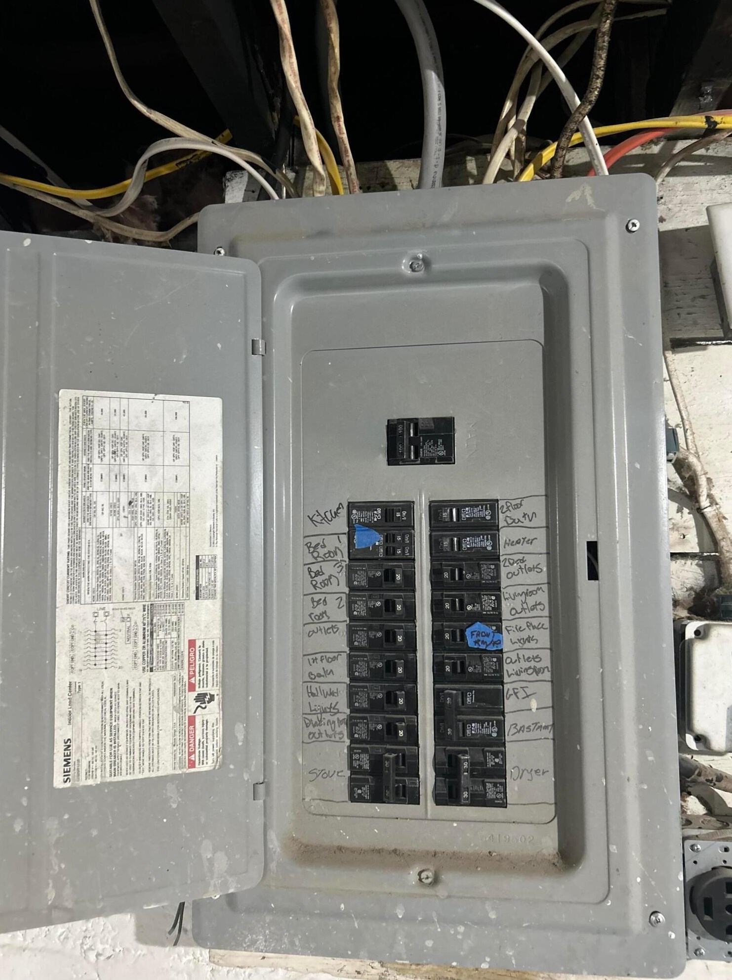 143 Oakley Ave, Columbus OH 43204-3216 exterior