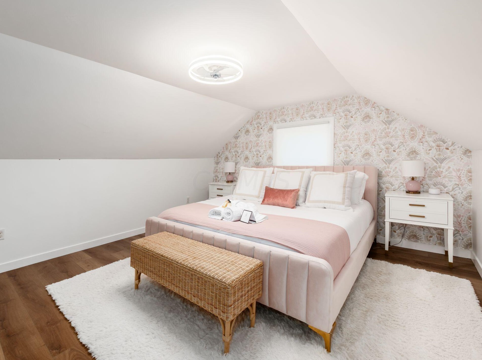 146 Virginialee Rd, Columbus OH  43209-7503 exterior