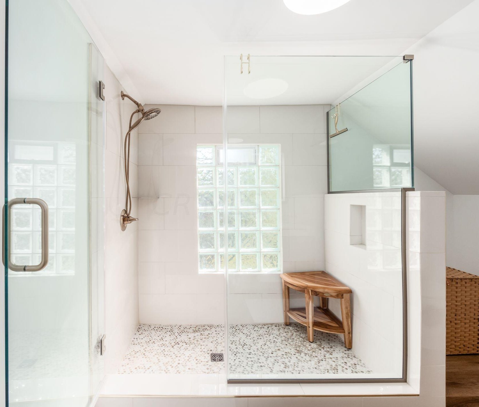 146 Virginialee Rd, Columbus OH  43209-7503 exterior