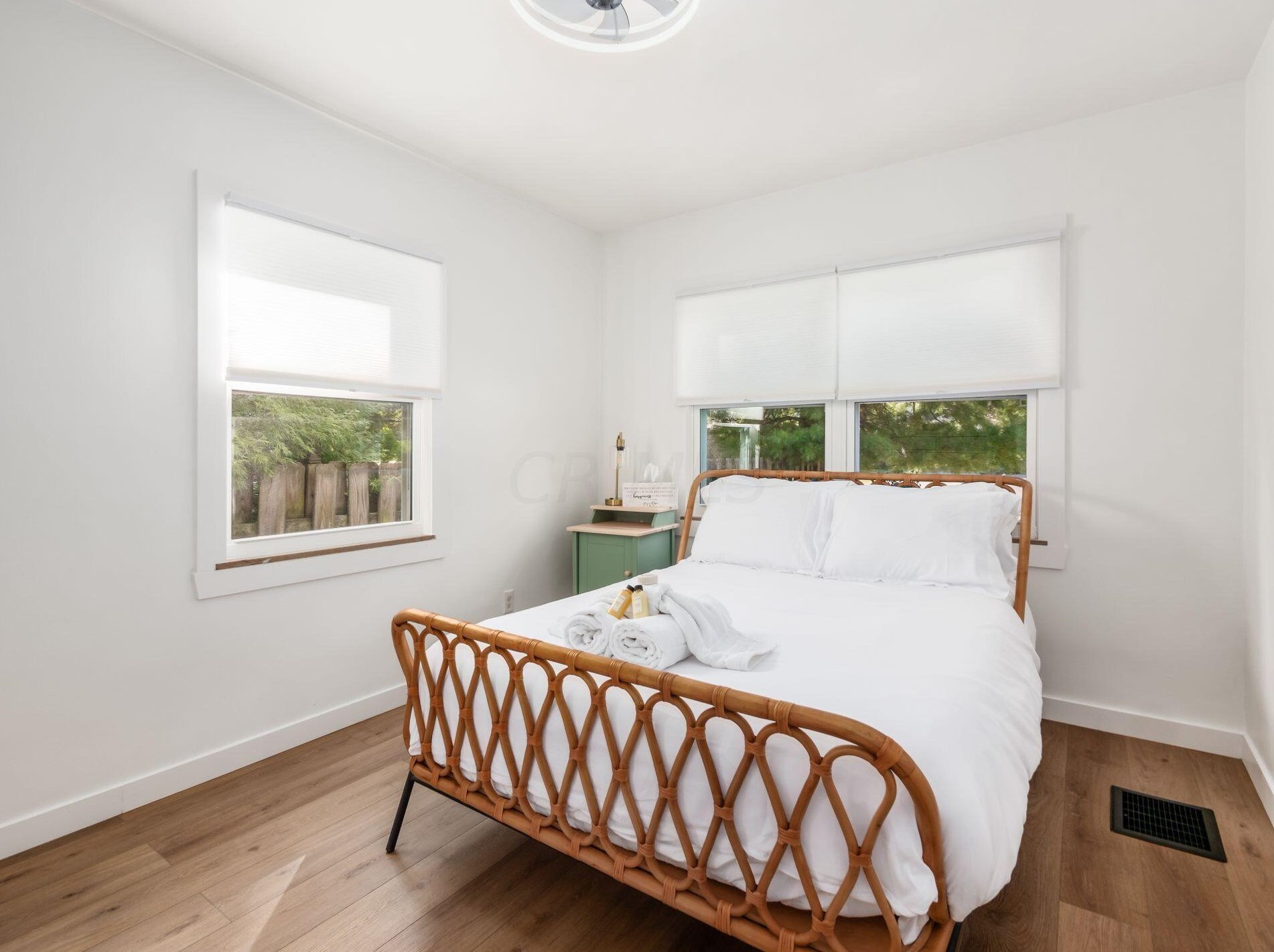 146 Virginialee Rd, Columbus OH  43209-7503 exterior