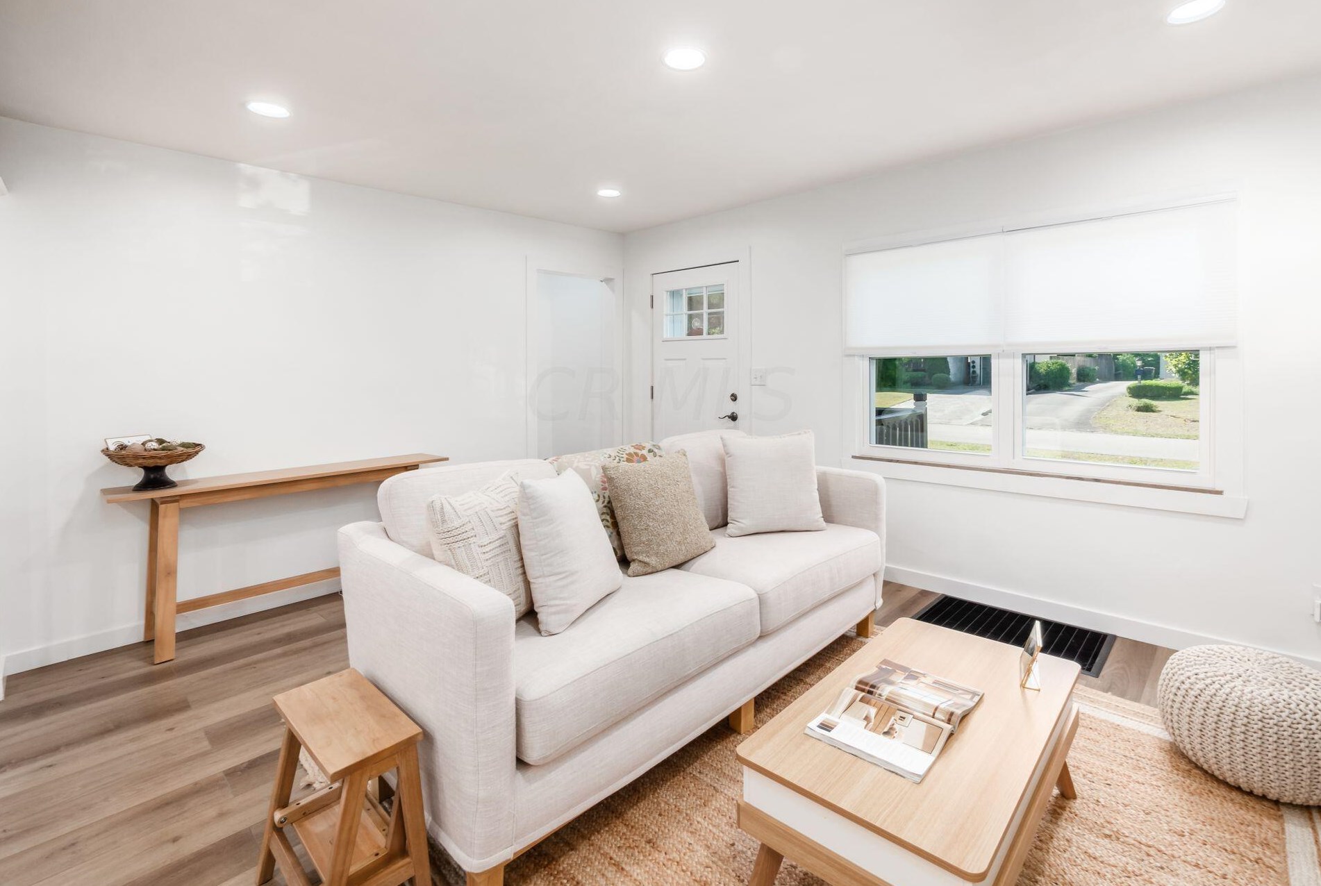 146 Virginialee Rd, Columbus OH  43209-7503 exterior