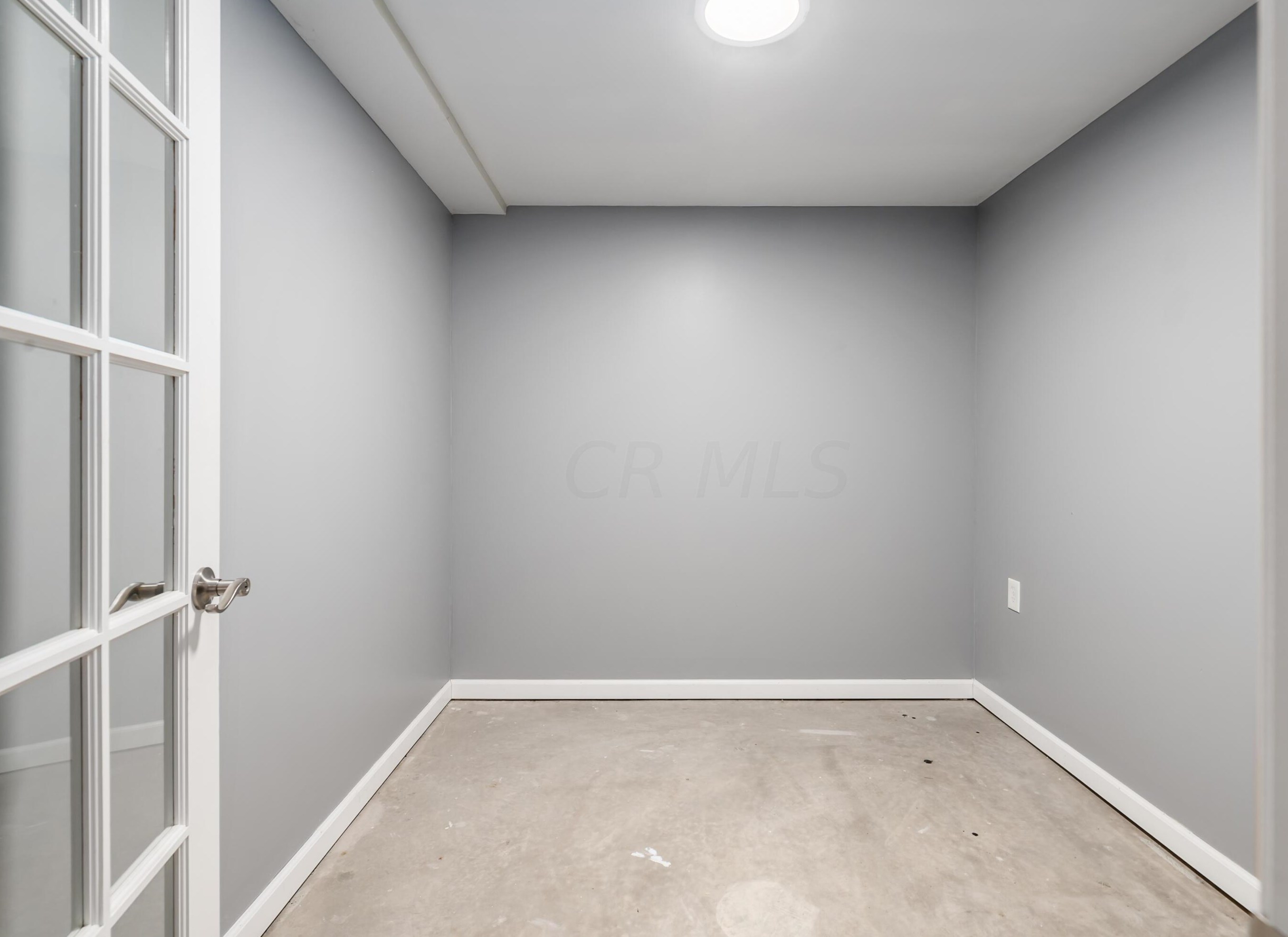 6436 Hemmingford Dr, Cnl Wnchstr OH  43110-8632 exterior