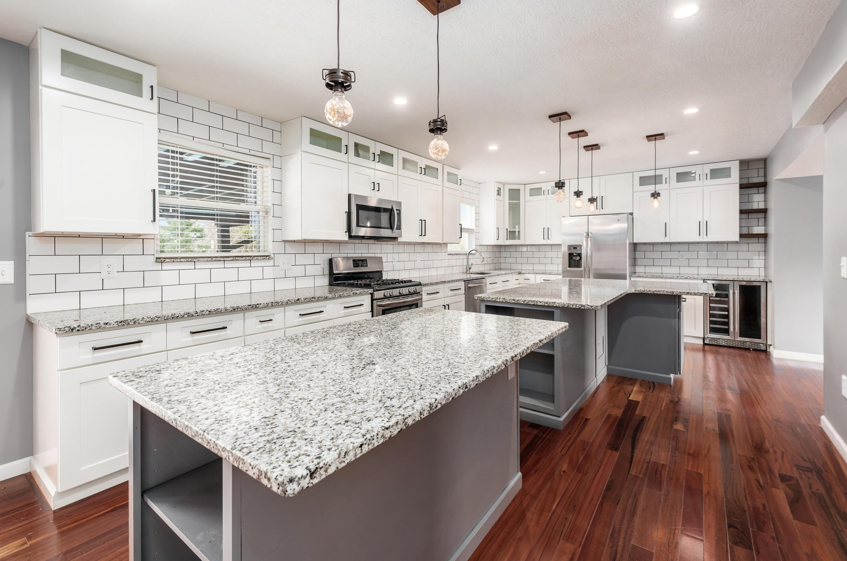 6436 Hemmingford Dr, Cnl Wnchstr OH  43110-8632 exterior