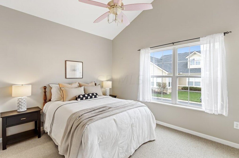 345 Cover Pl, Columbus OH 43235-6452 exterior