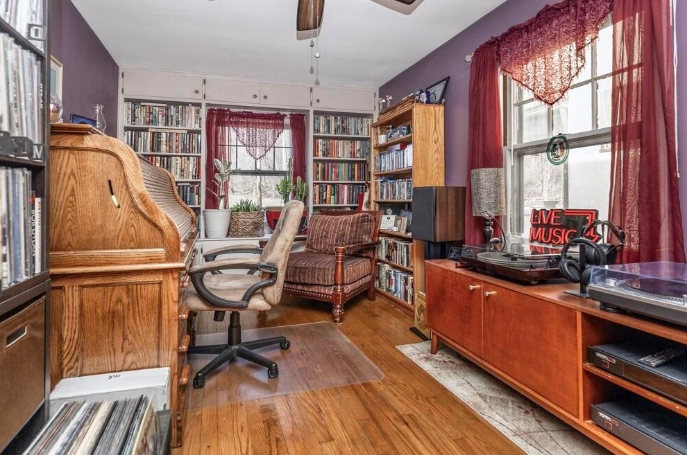 210 Fair Ave, Lancaster OH 43130-2320 exterior