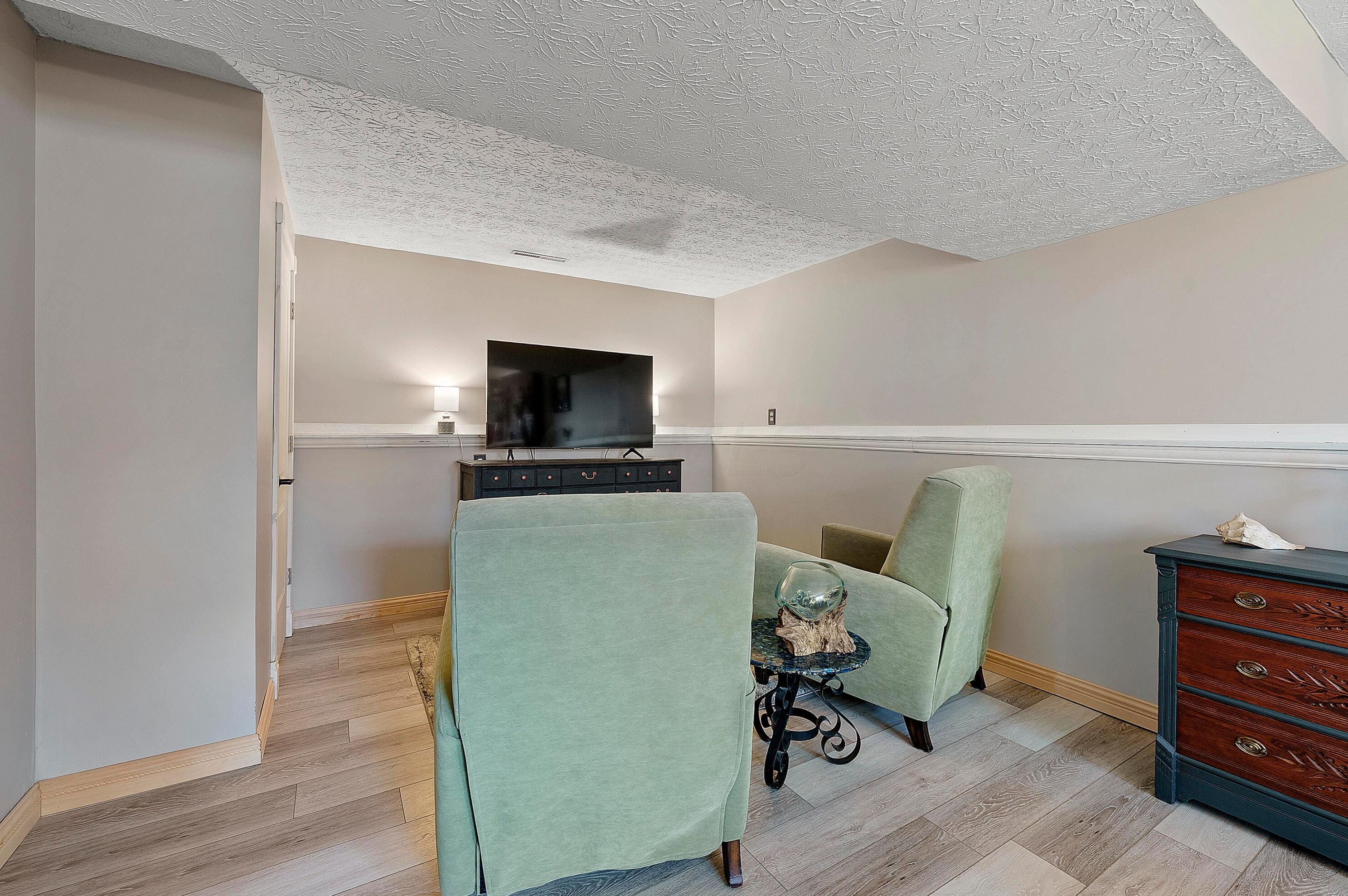 6440 Goldfinch Dr, Westerville OH  43081-3714 exterior