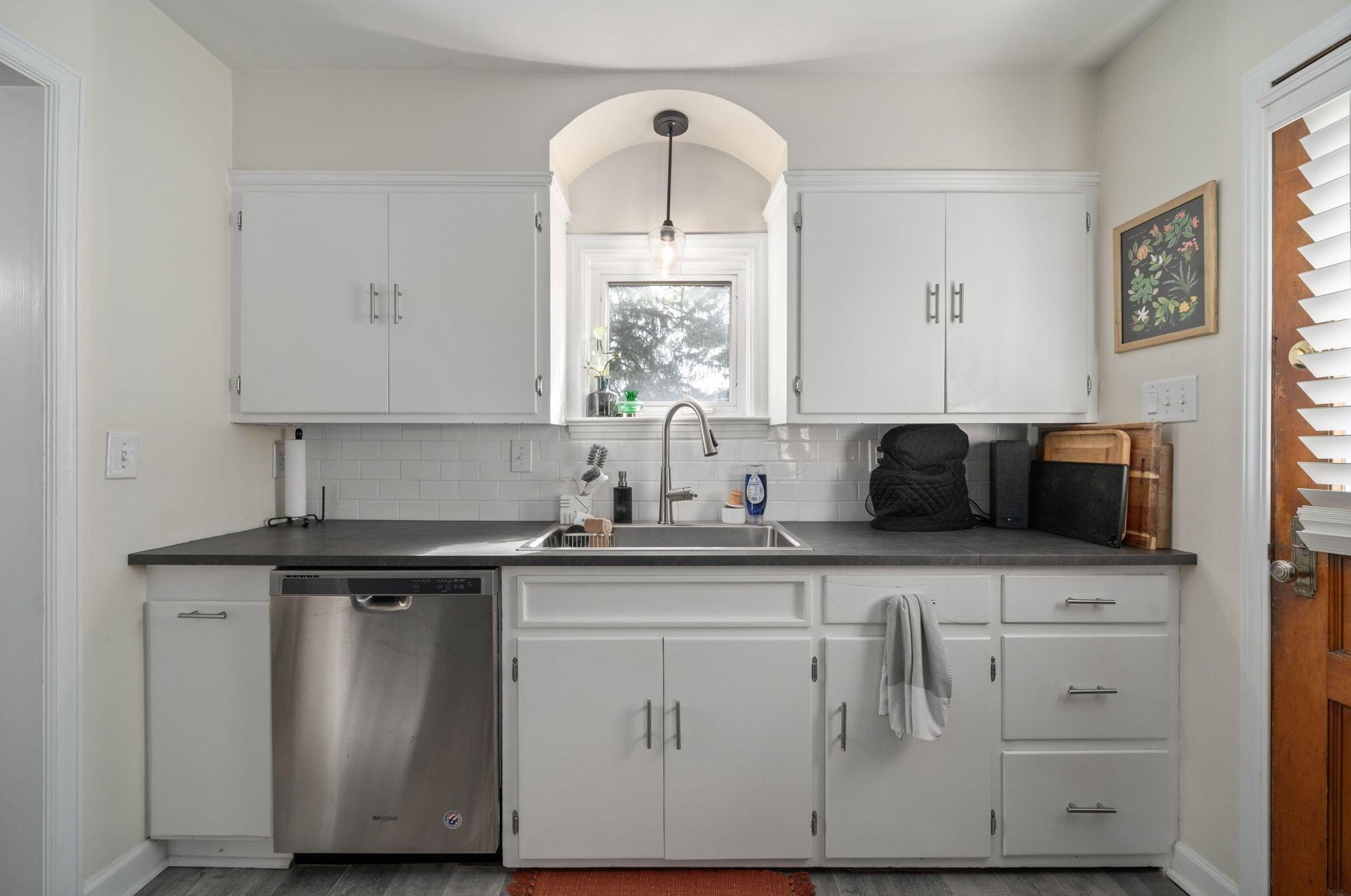 946 Grandon Ave, Columbus OH  43209-2529 exterior