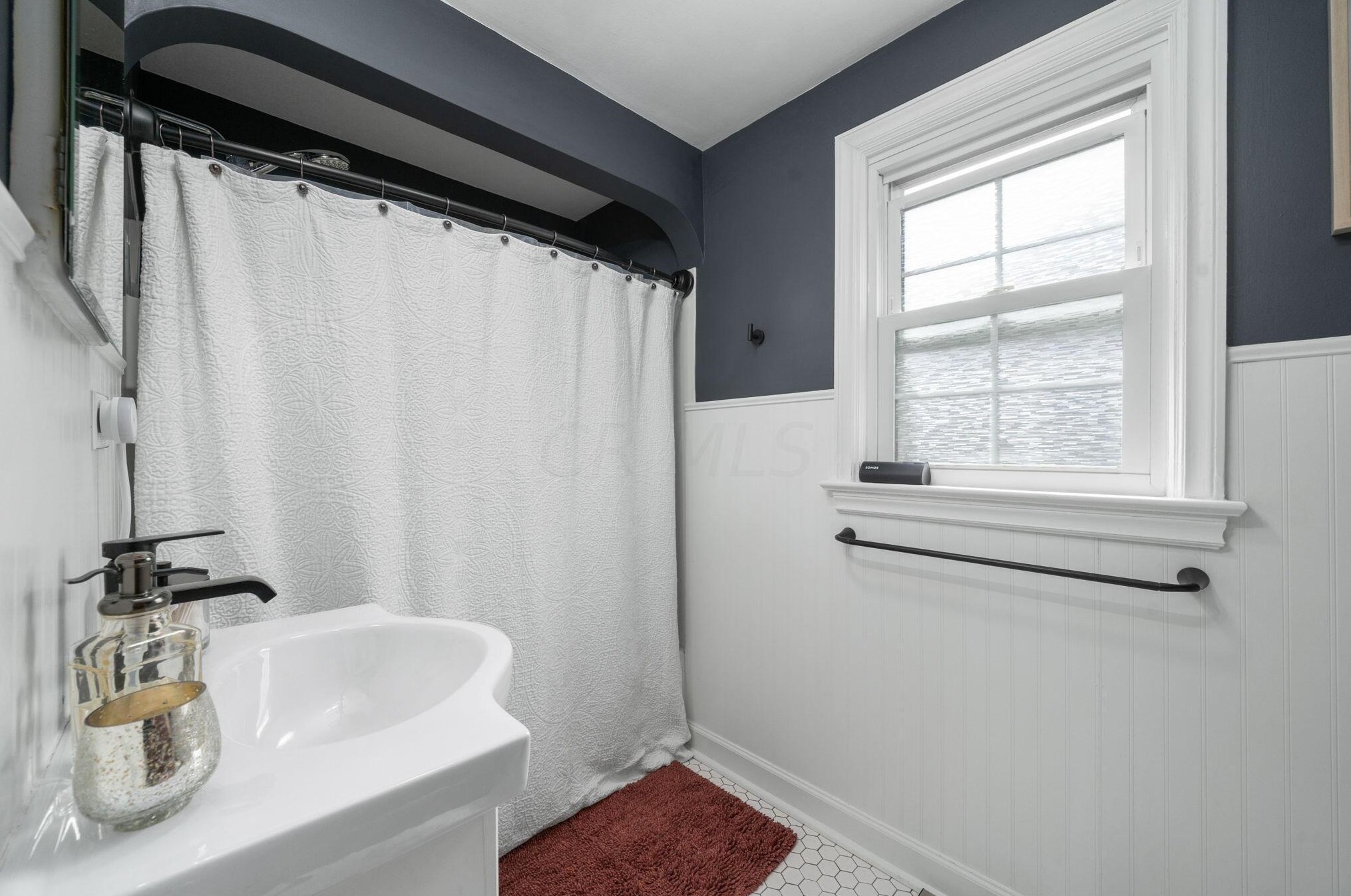 946 Grandon Ave, Columbus OH  43209-2529 exterior