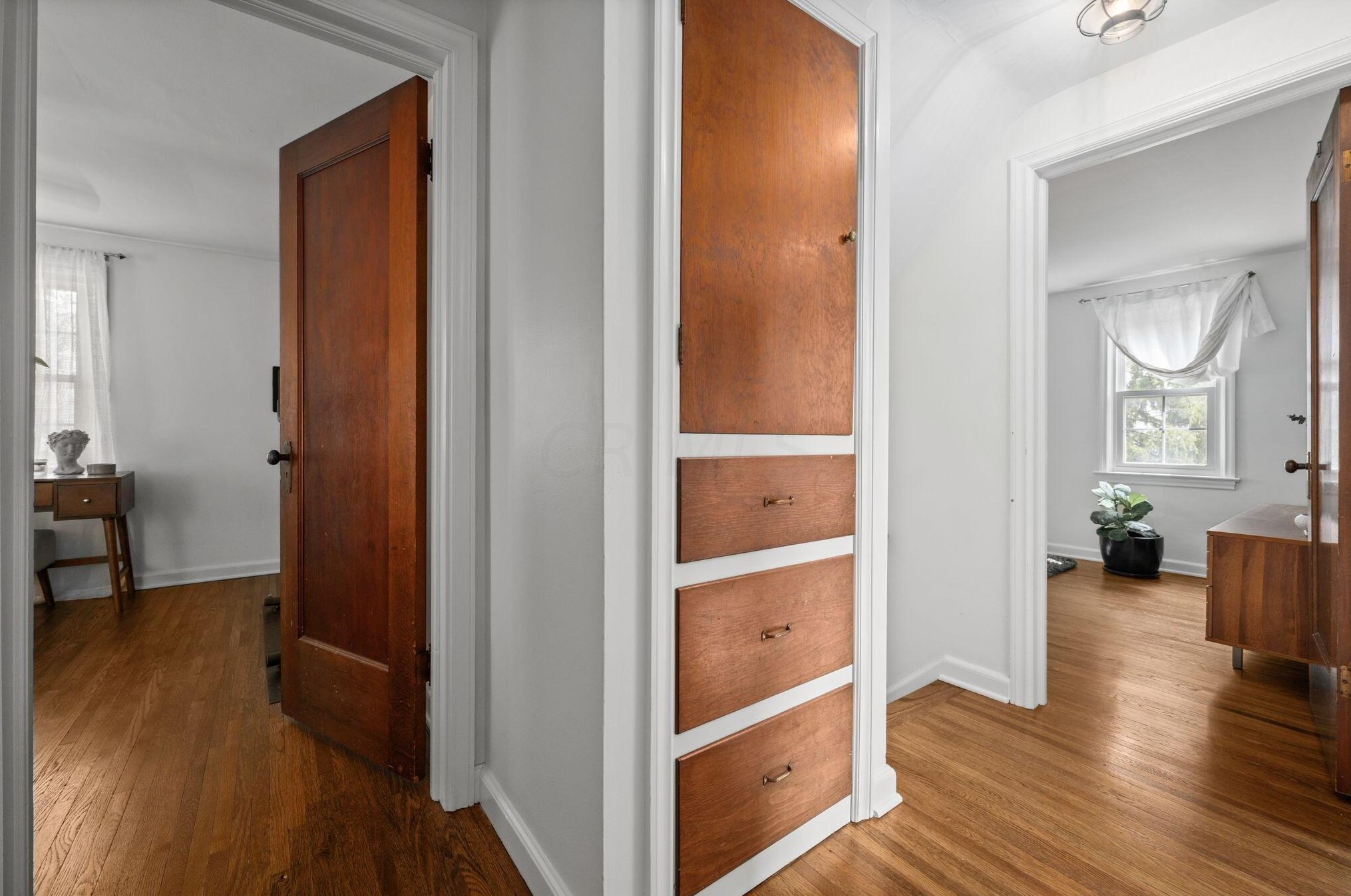 946 Grandon Ave, Columbus OH  43209-2529 exterior