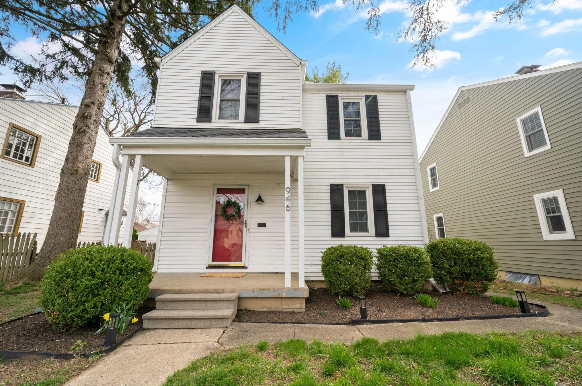 946 Grandon Ave, Columbus OH  43209-2529 exterior