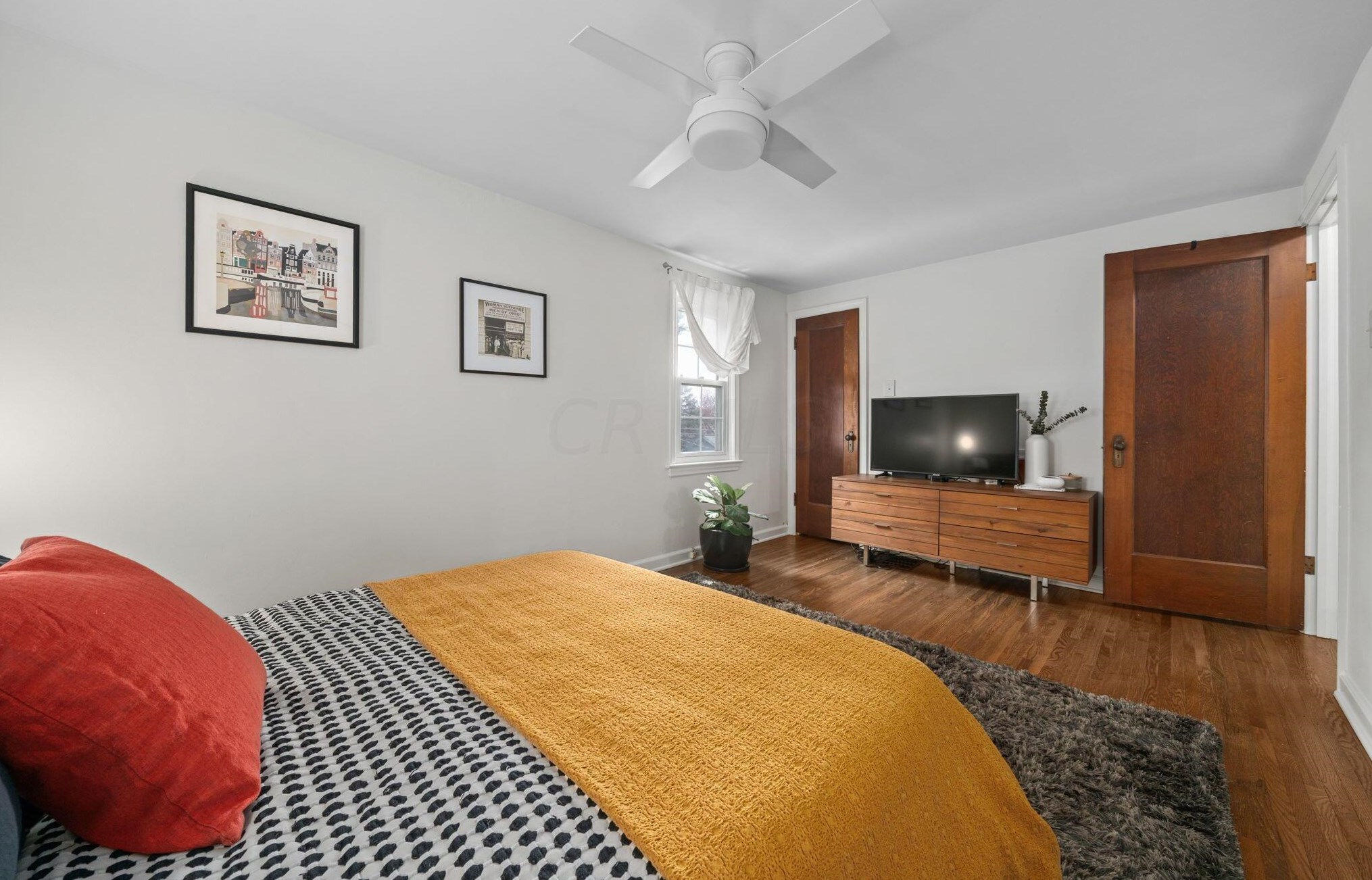 946 Grandon Ave, Columbus OH  43209-2529 exterior