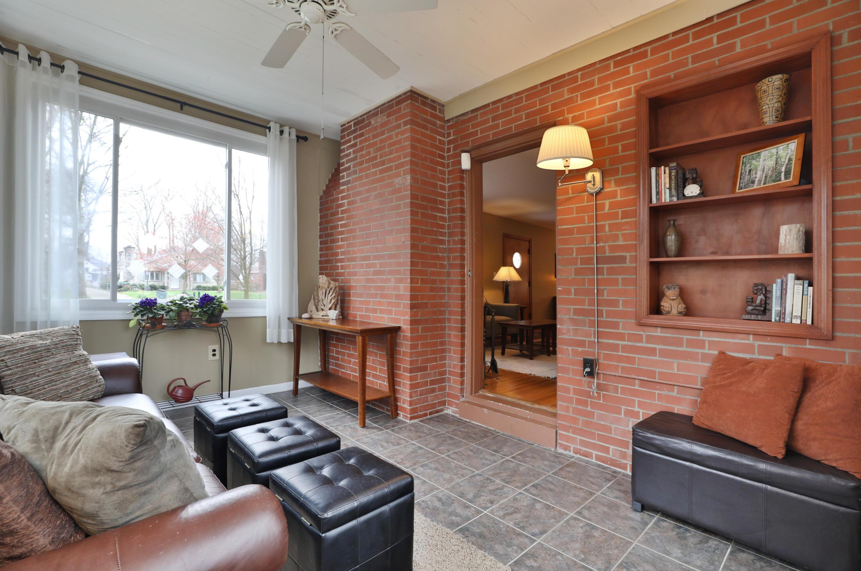 670 Glenmont Ave, Columbus OH 43214-3254 exterior