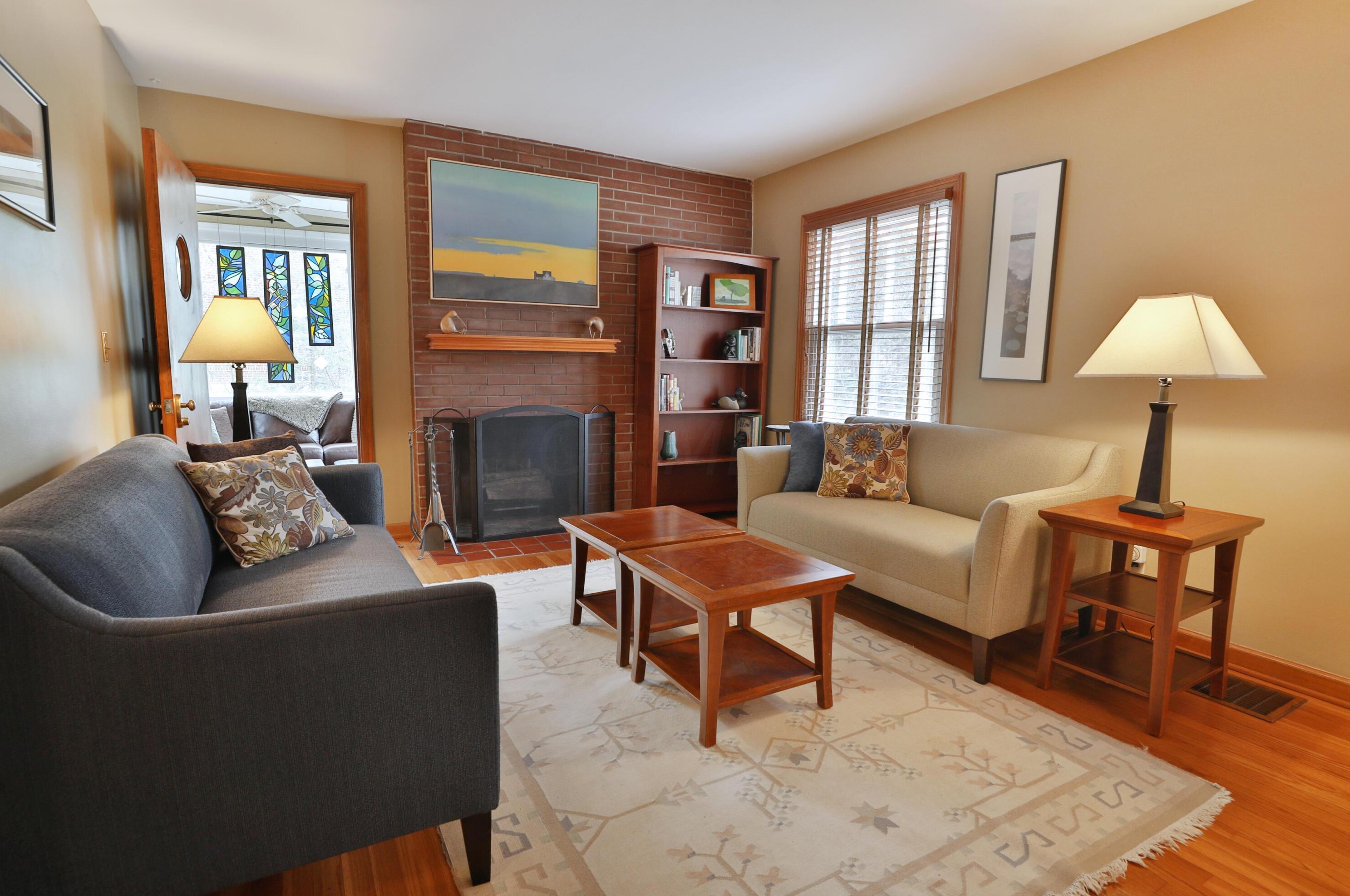 670 Glenmont Ave, Columbus OH 43214-3254 exterior