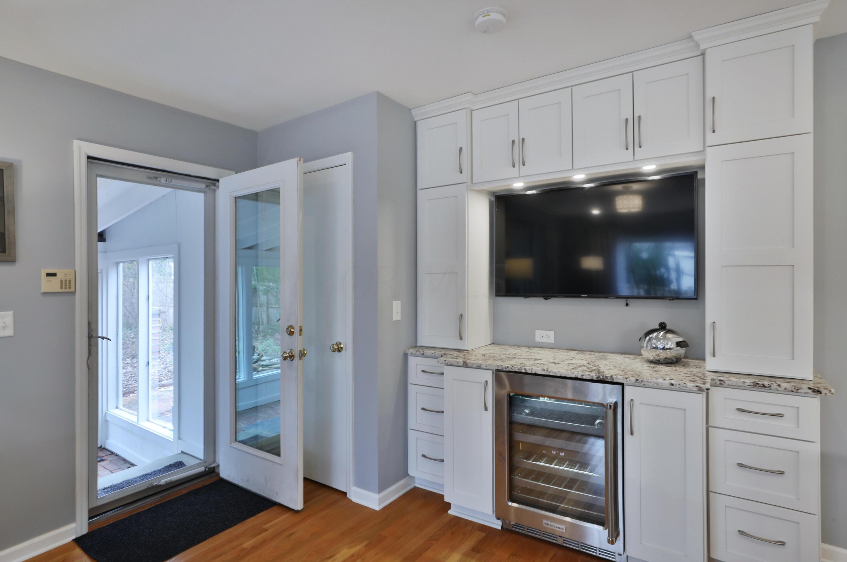 670 Glenmont Ave, Columbus OH 43214-3254 exterior