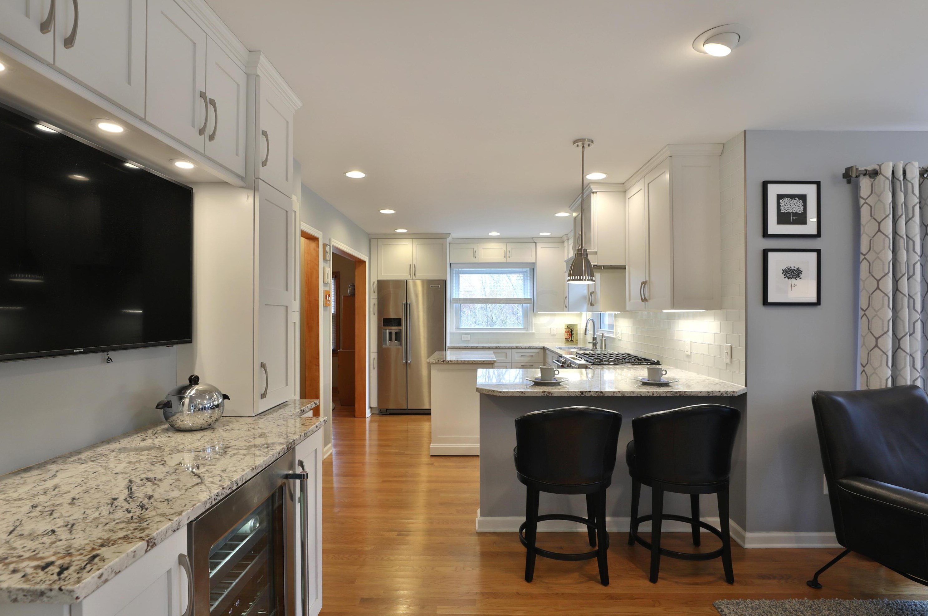 670 Glenmont Ave, Columbus OH 43214-3254 exterior