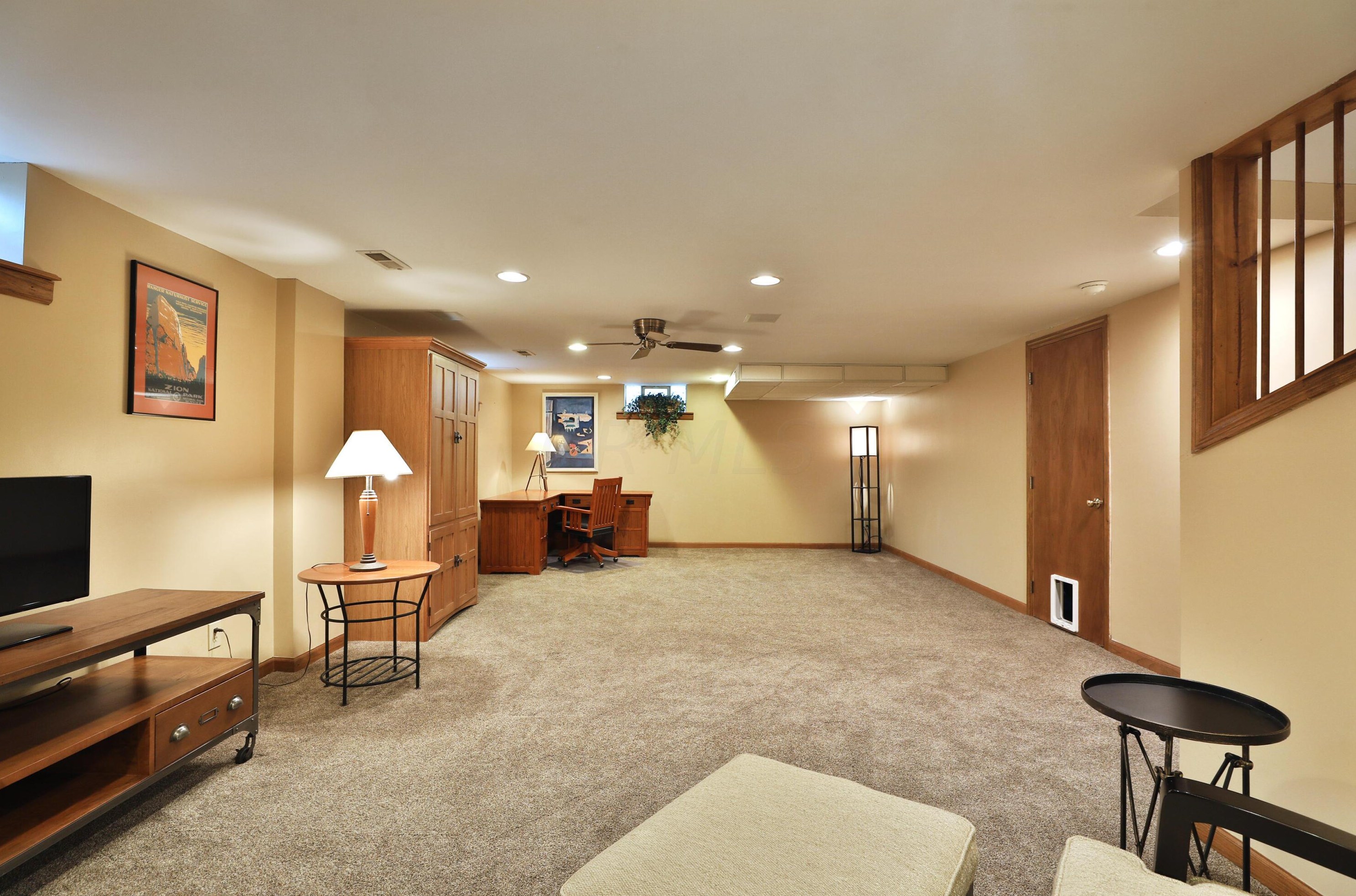 670 Glenmont Ave, Columbus OH 43214-3254 exterior