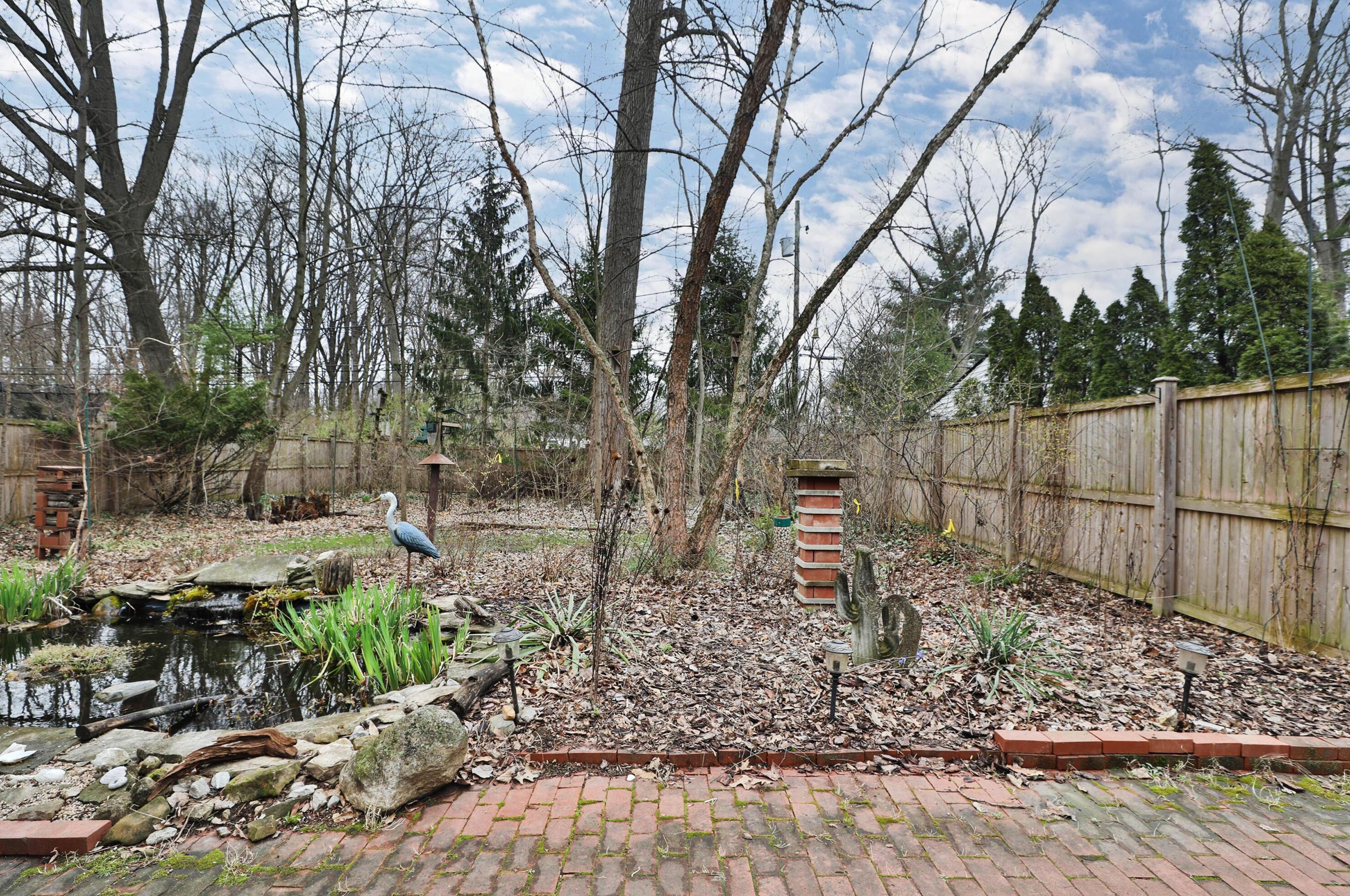 670 Glenmont Ave, Columbus OH 43214-3254 exterior