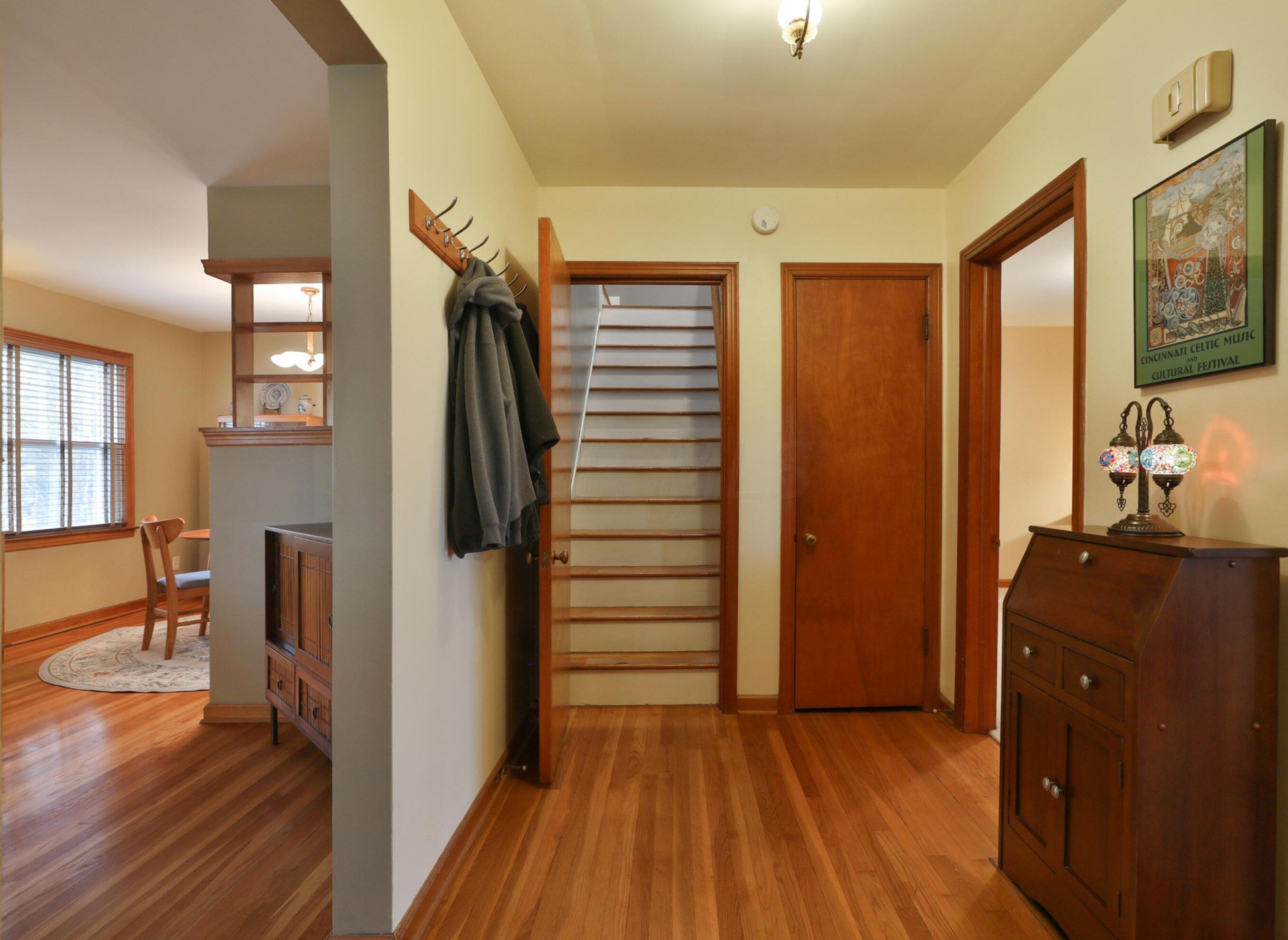 670 Glenmont Ave, Columbus OH 43214-3254 exterior