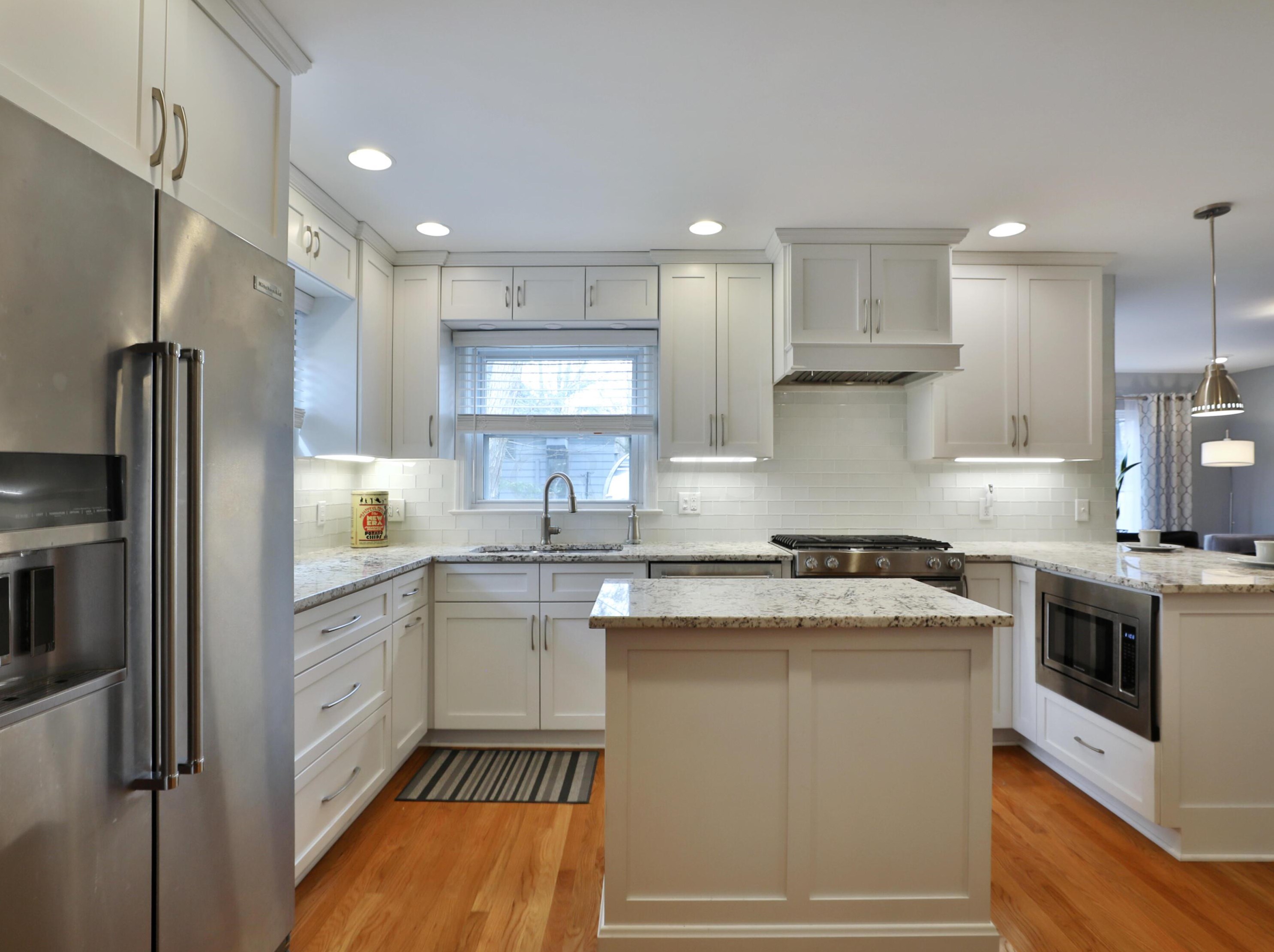 670 Glenmont Ave, Columbus OH 43214-3254 exterior