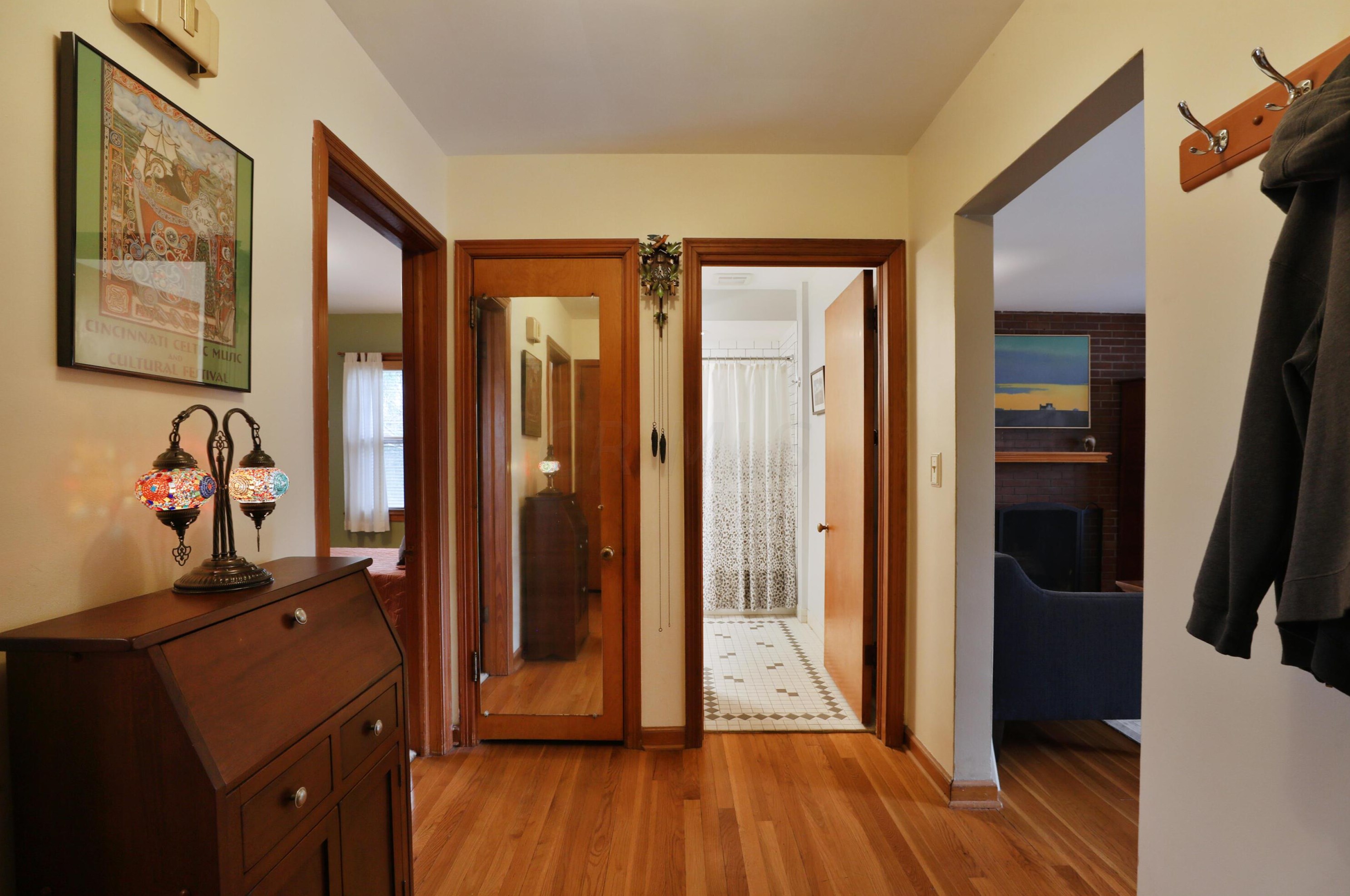 670 Glenmont Ave, Columbus OH 43214-3254 exterior