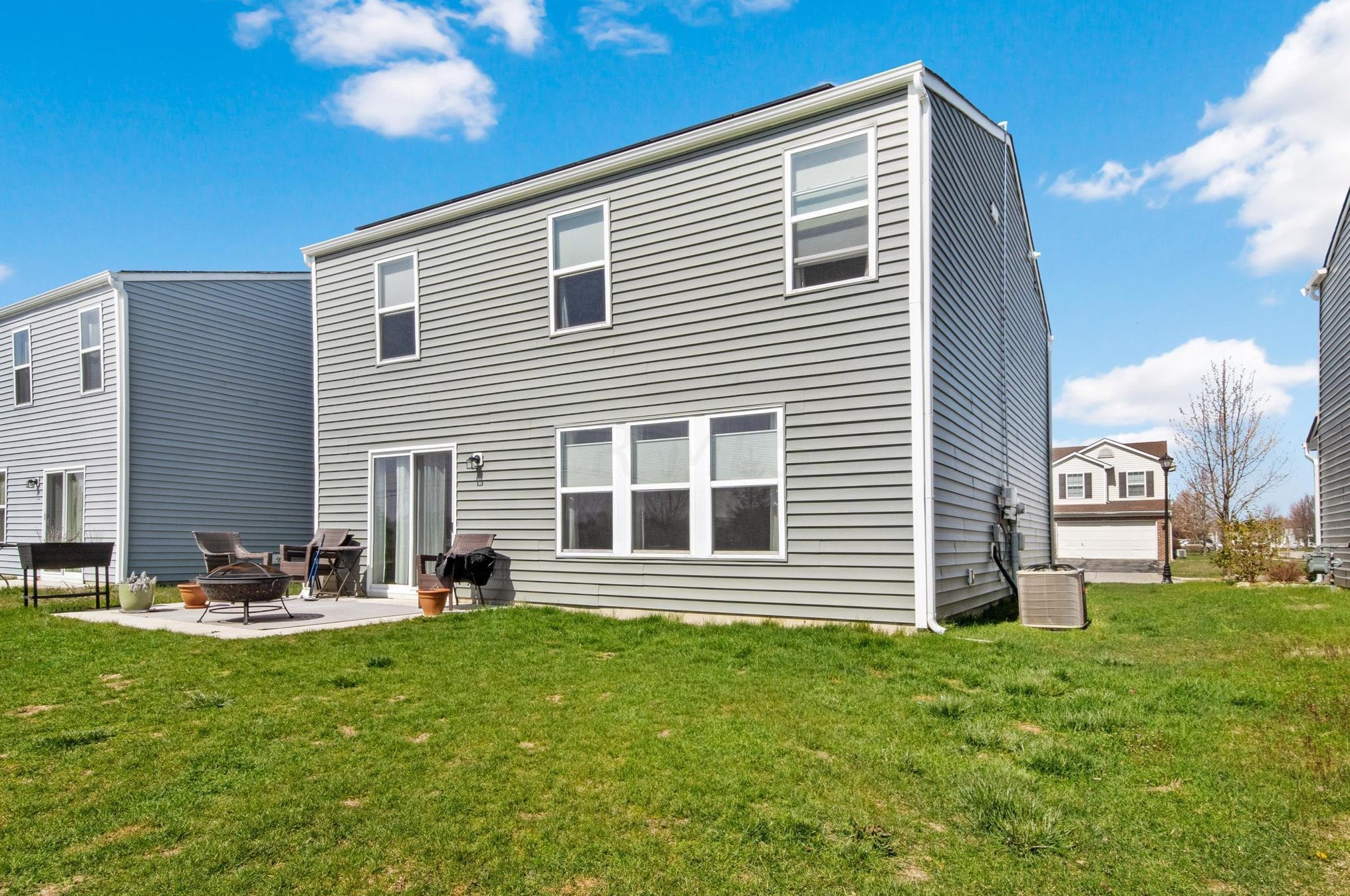 7445 Maple Spice Ave, Cnl Wnchstr OH  43110-8072 exterior