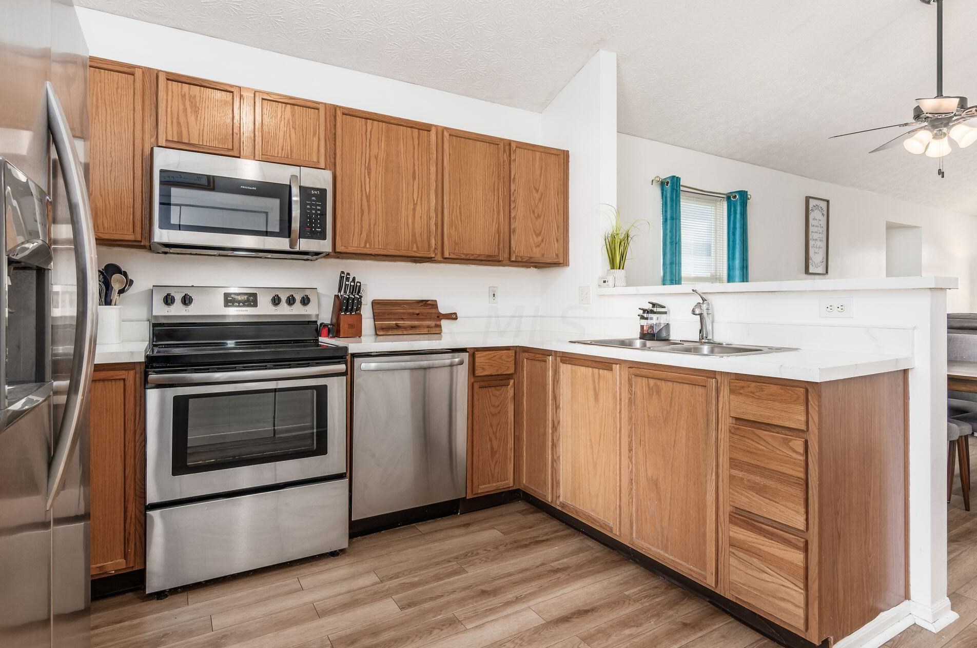 1844 Meadowlawn Dr, Columbus OH  43219-5524 exterior