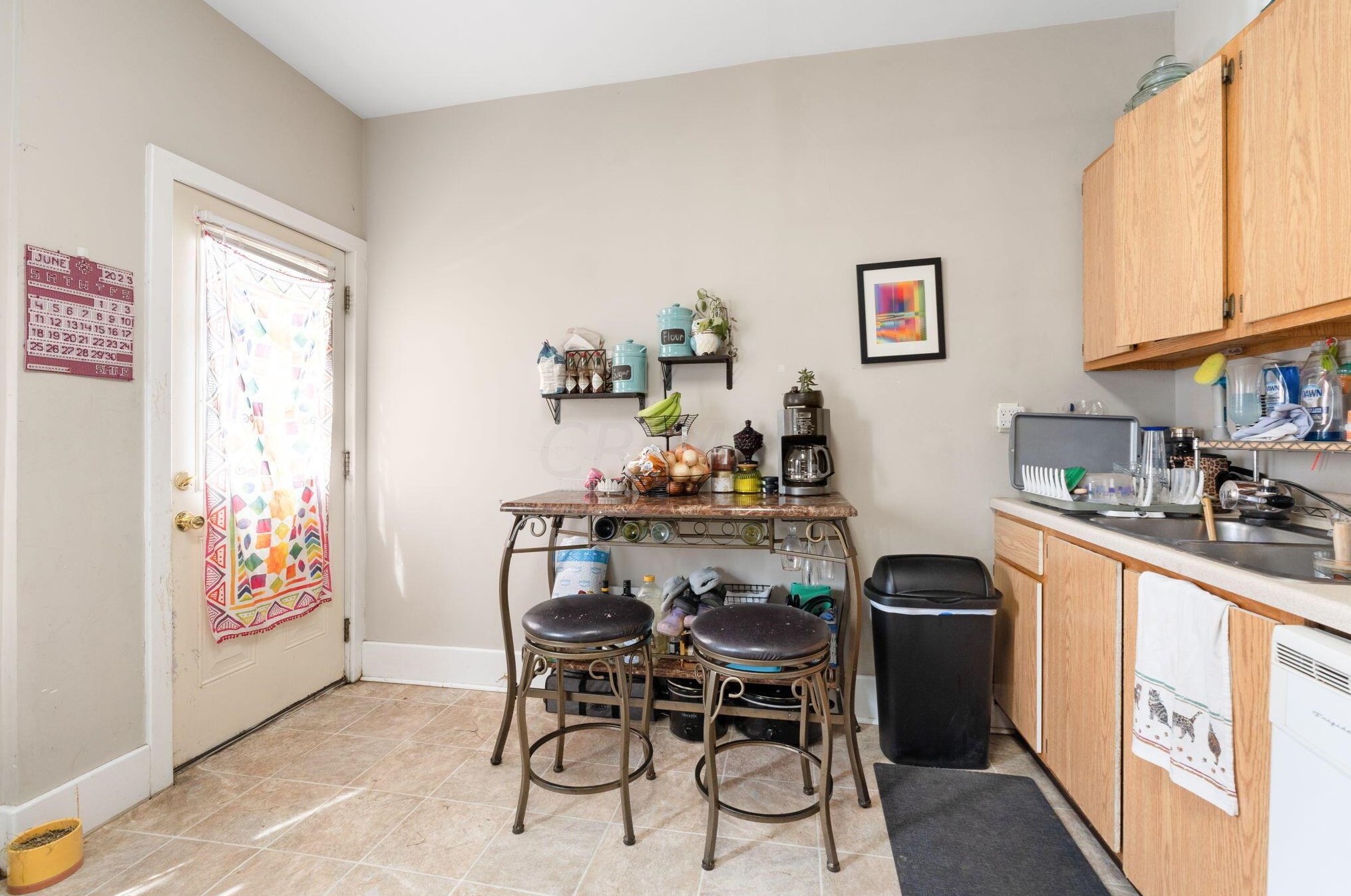 2507 Indianola Ave, Columbus OH 43202-2427 exterior