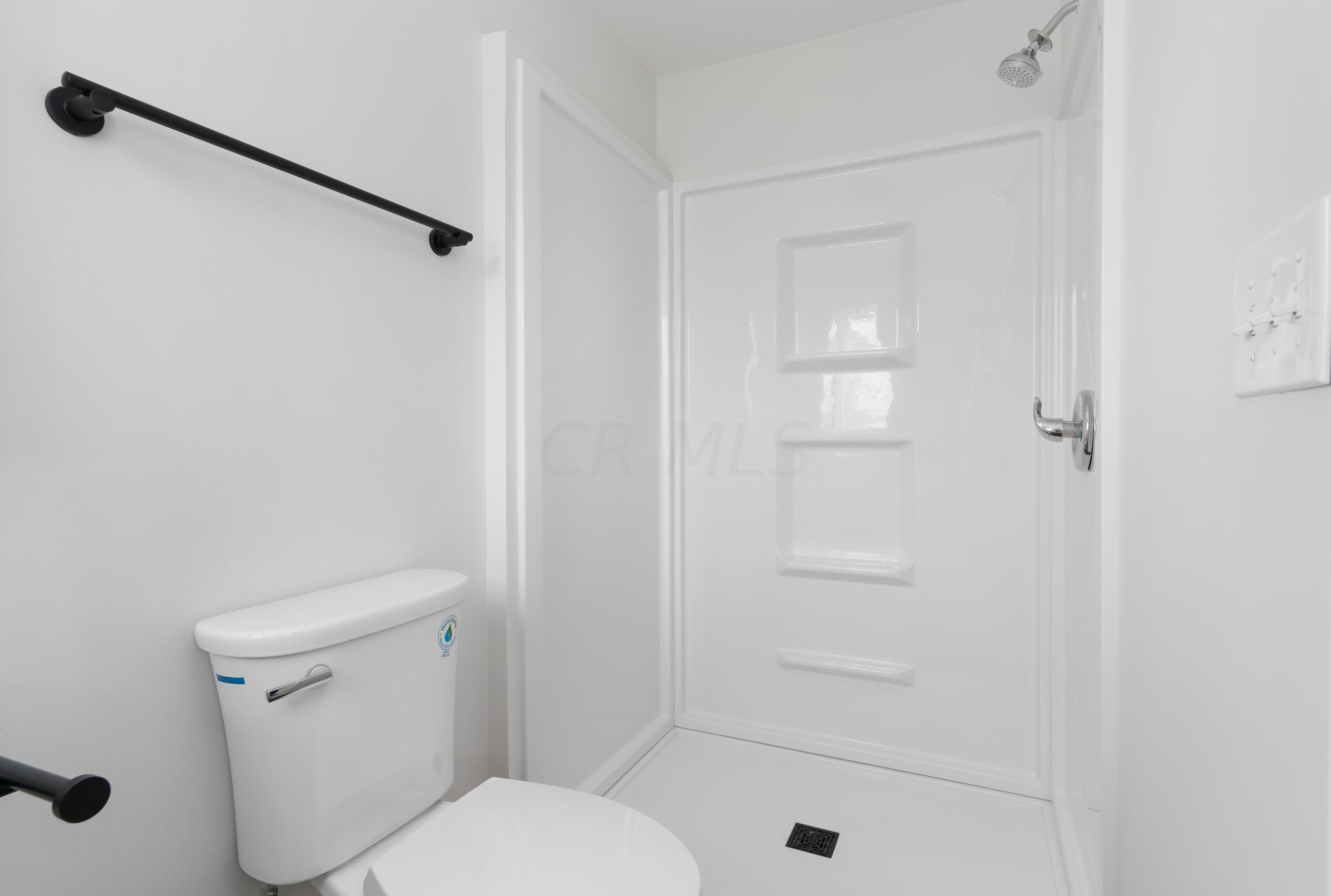 577 Highland Ave, Columbus OH 43223-1744 exterior