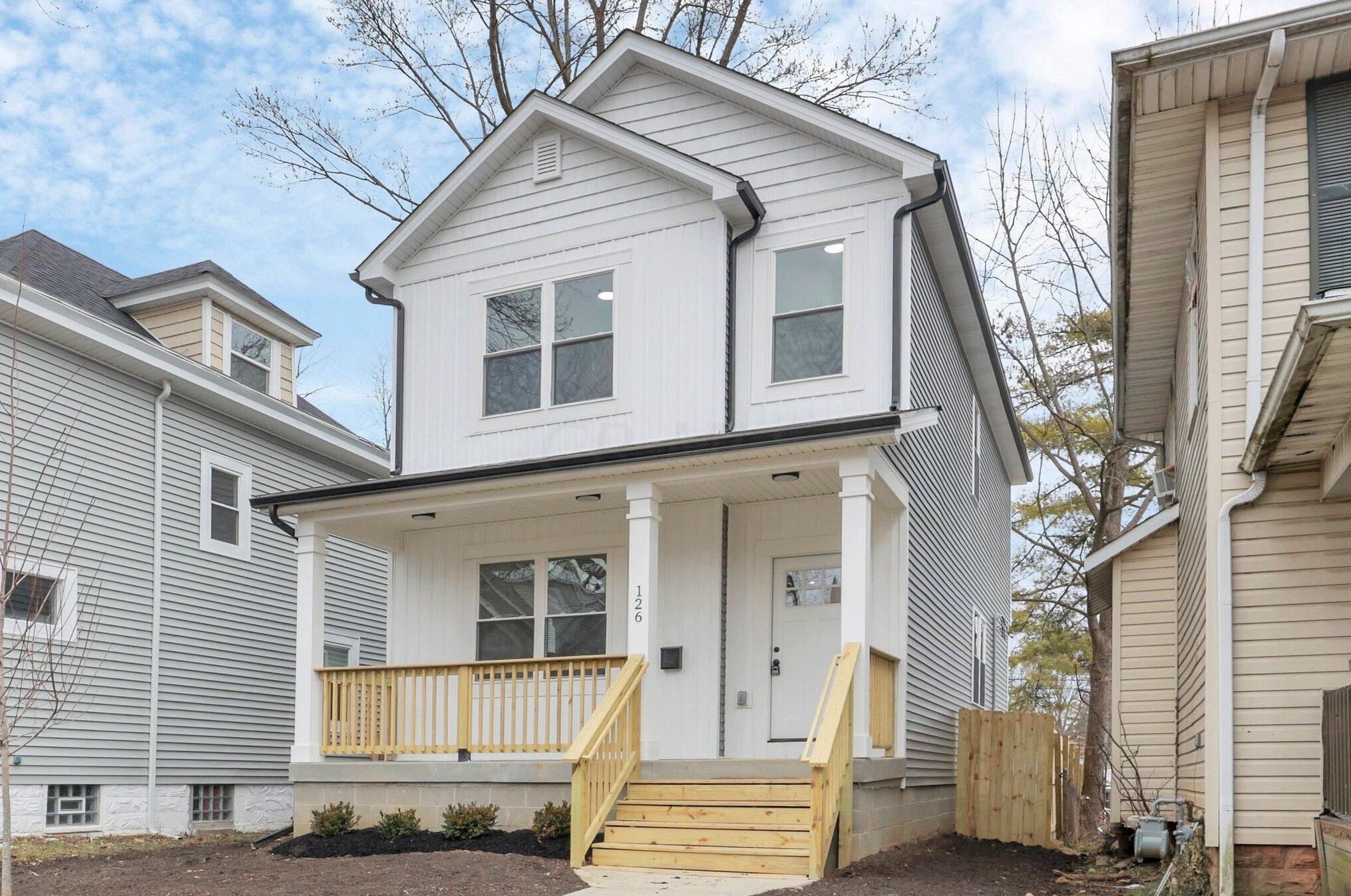 126 Burgess Ave, Columbus OH  43204-3303 exterior