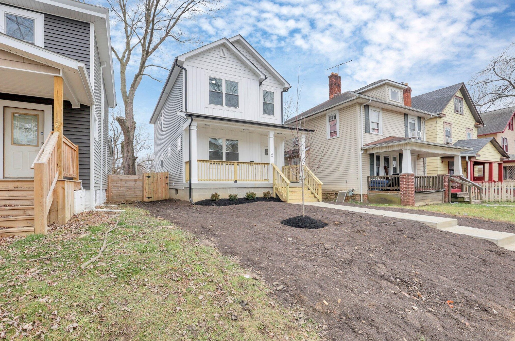 126 Burgess Ave, Columbus OH  43204-3303 exterior