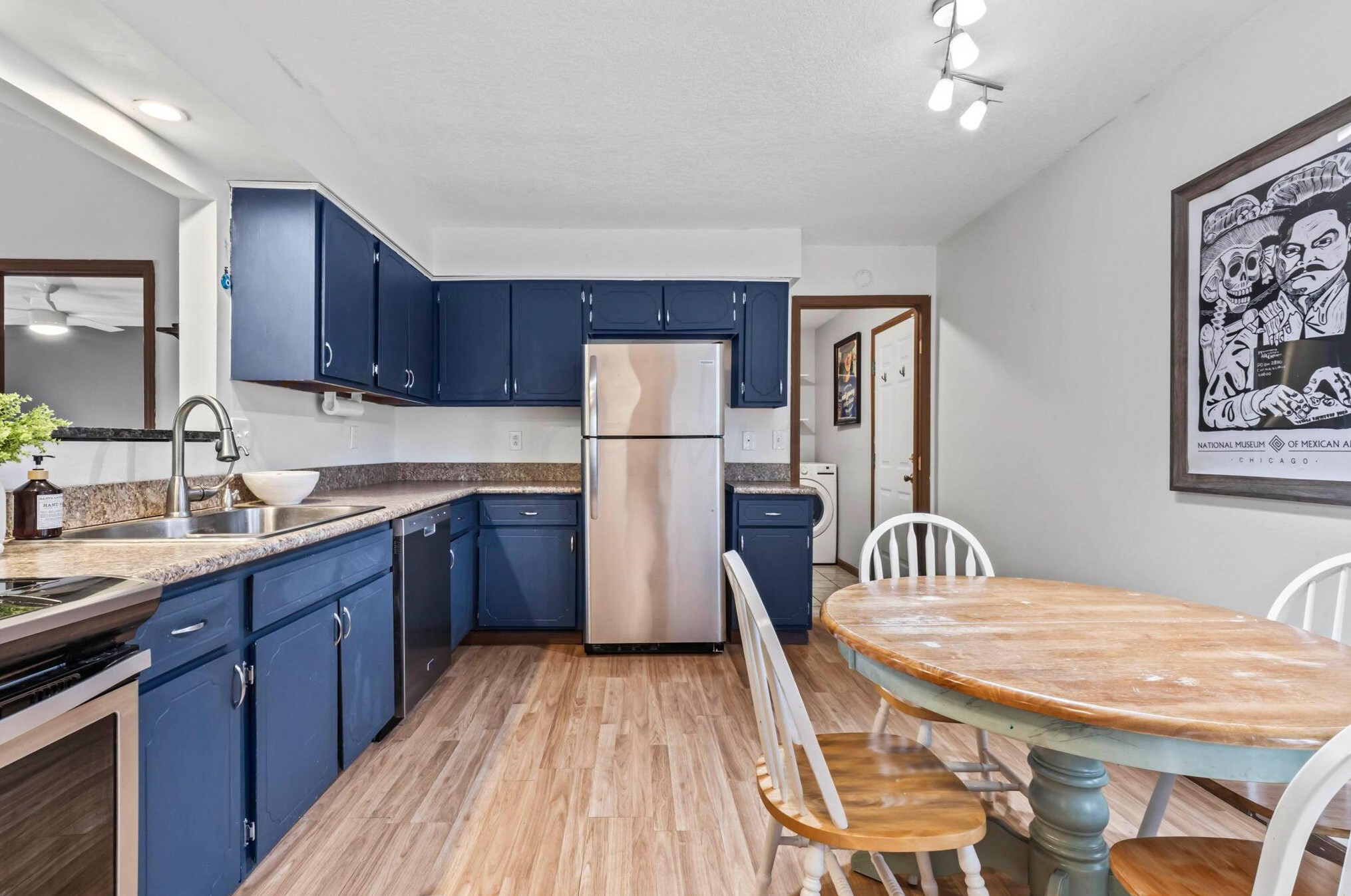 3091 Tweedsmuir Ln, Dublin OH  43017-1844 exterior