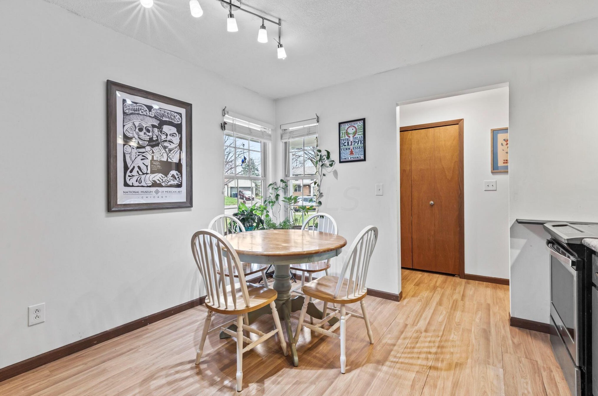 3091 Tweedsmuir Ln, Dublin OH  43017-1844 exterior