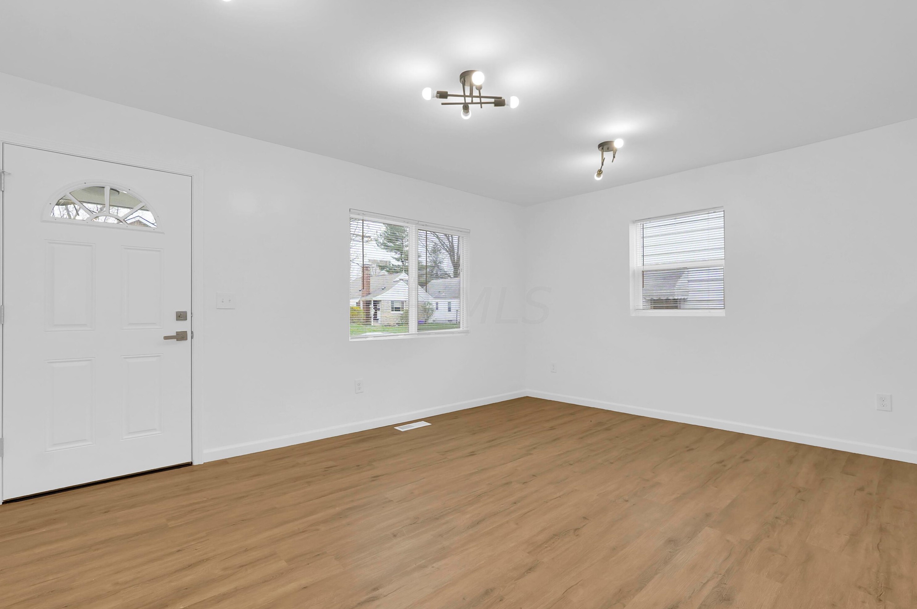 46 Leland Ave, Columbus OH  43214-1512 exterior